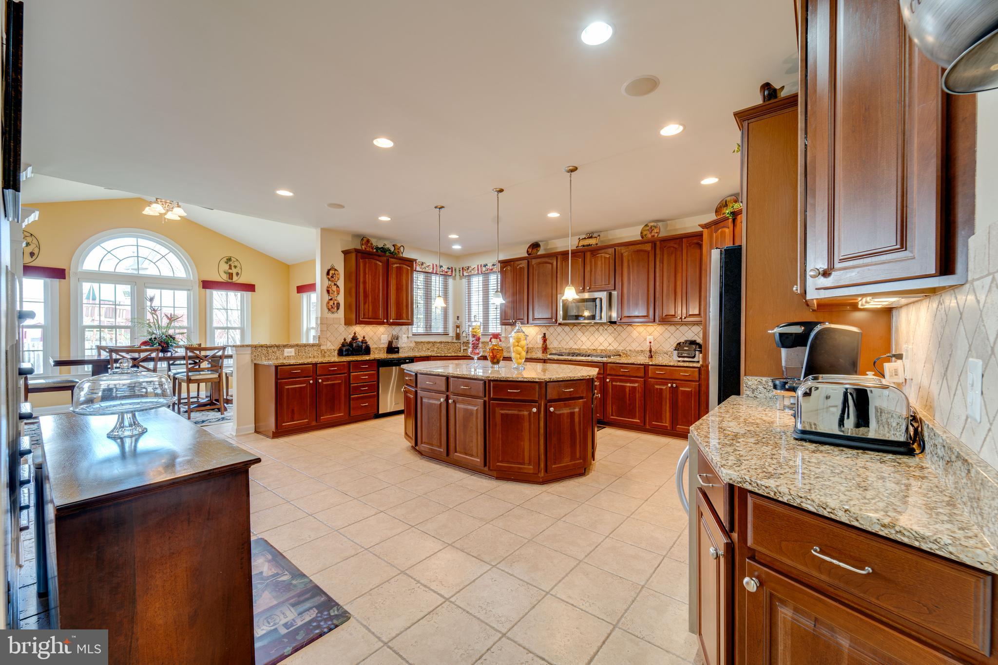 VICTORY RIDGE - Residential