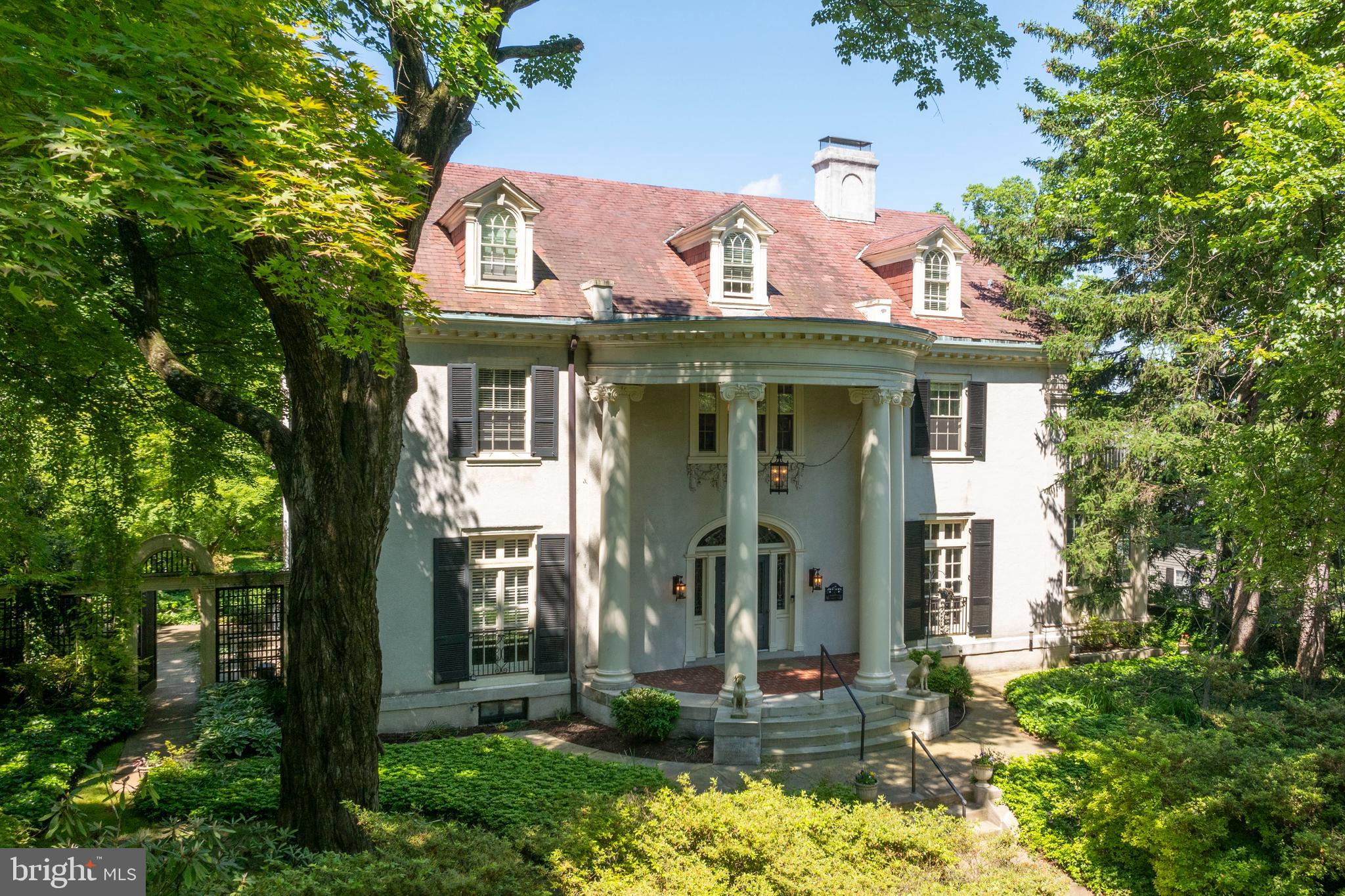 ROLAND PARK - Residential