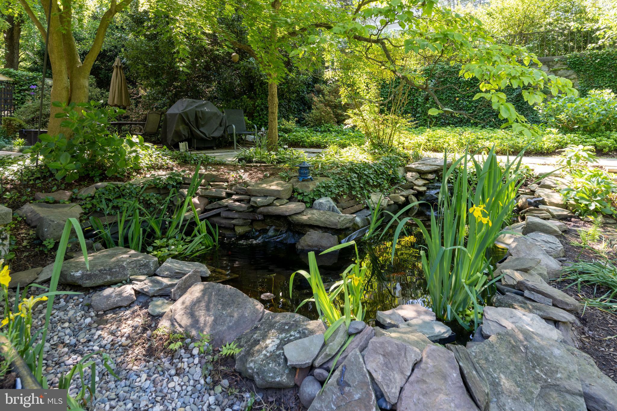 ROLAND PARK - Residential