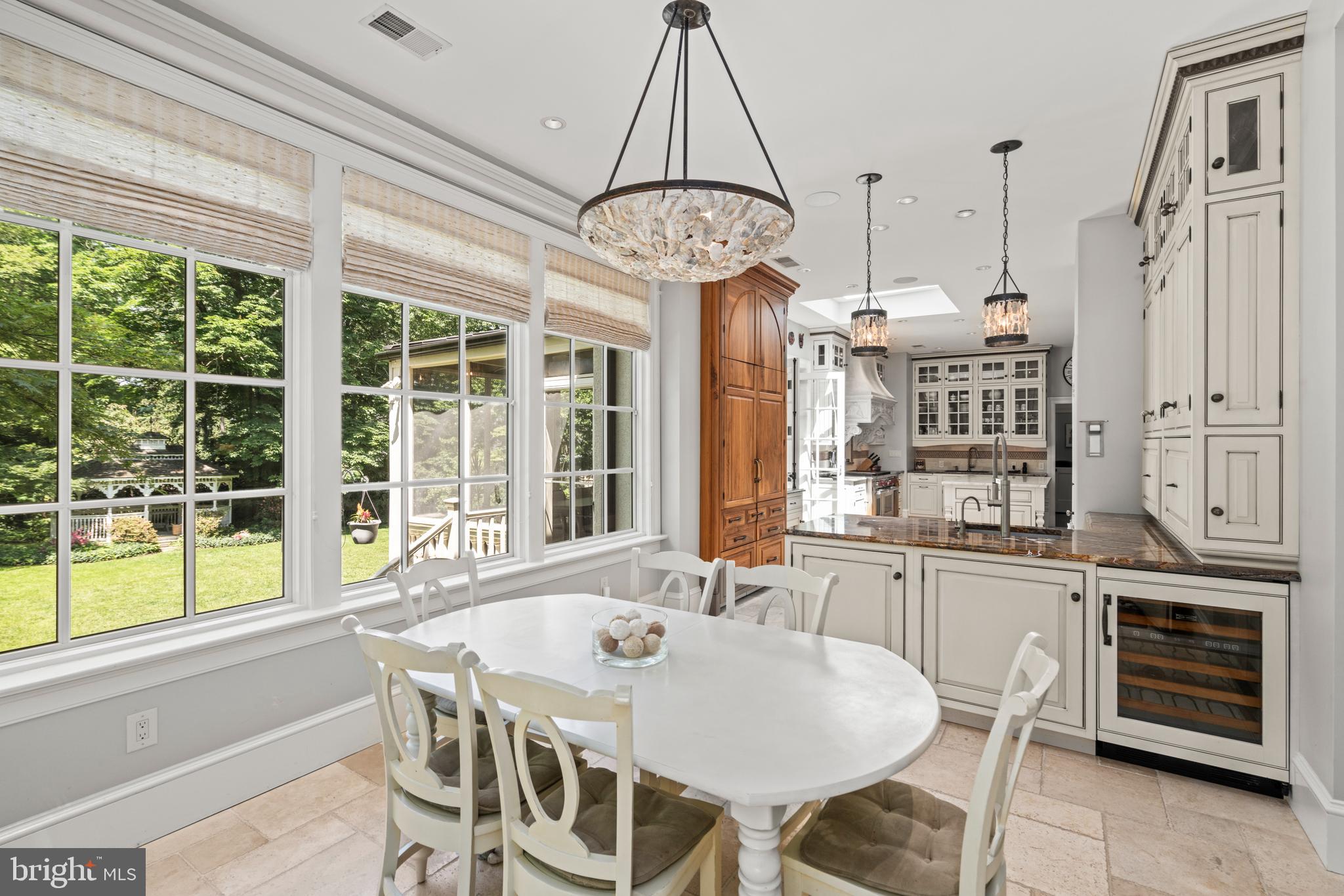 ROLAND PARK - Residential