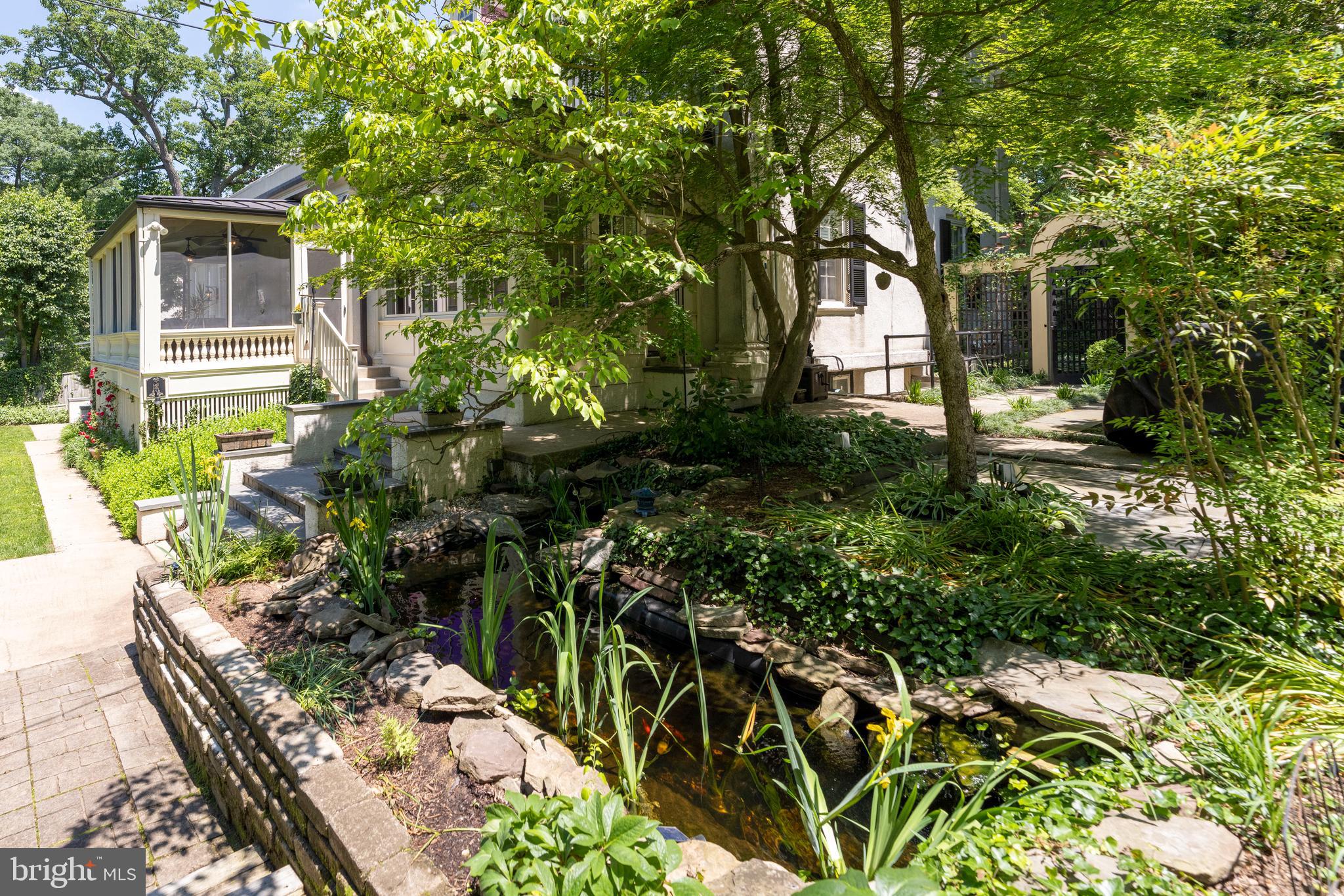 ROLAND PARK - Residential