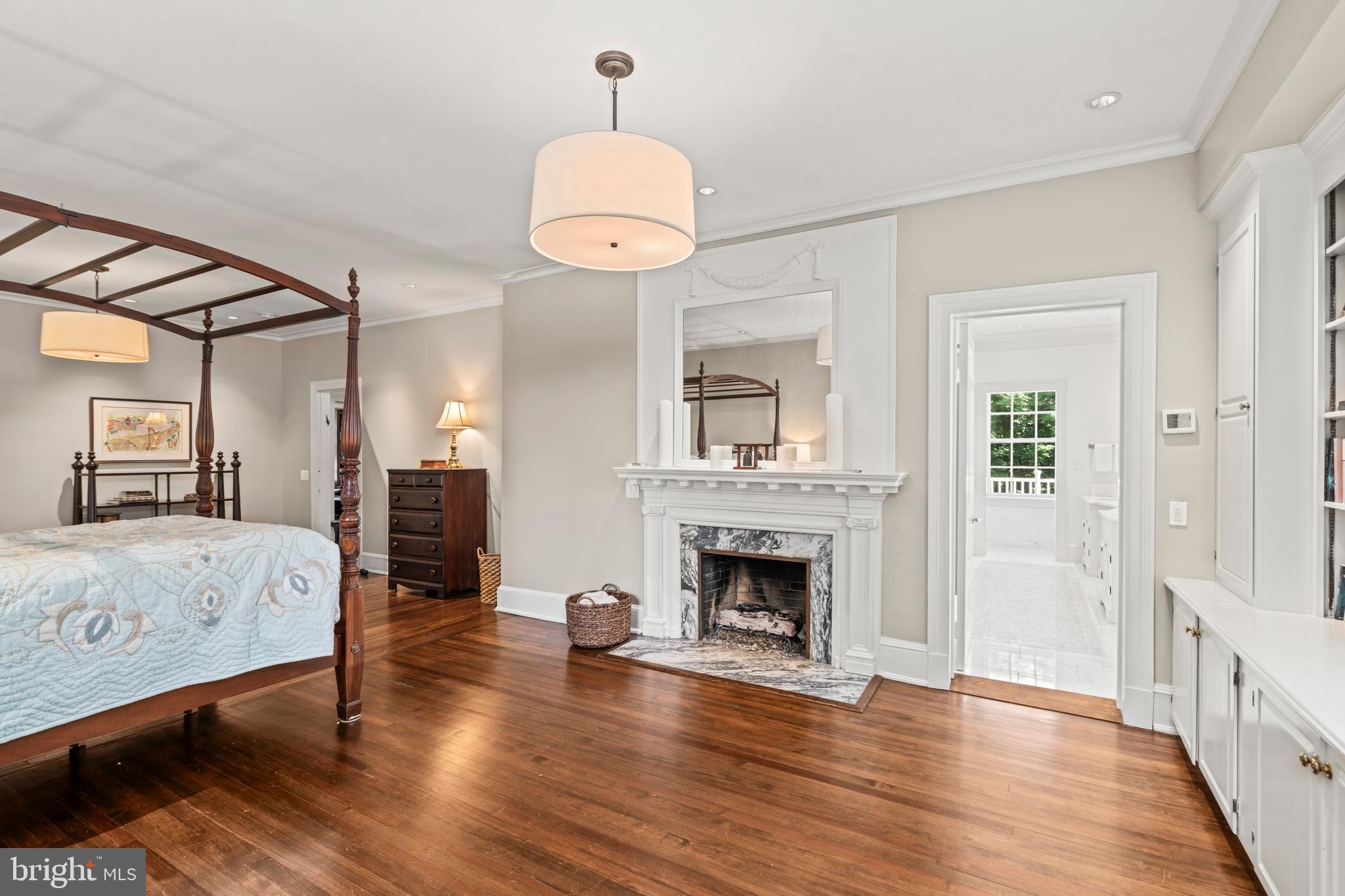 ROLAND PARK - Residential