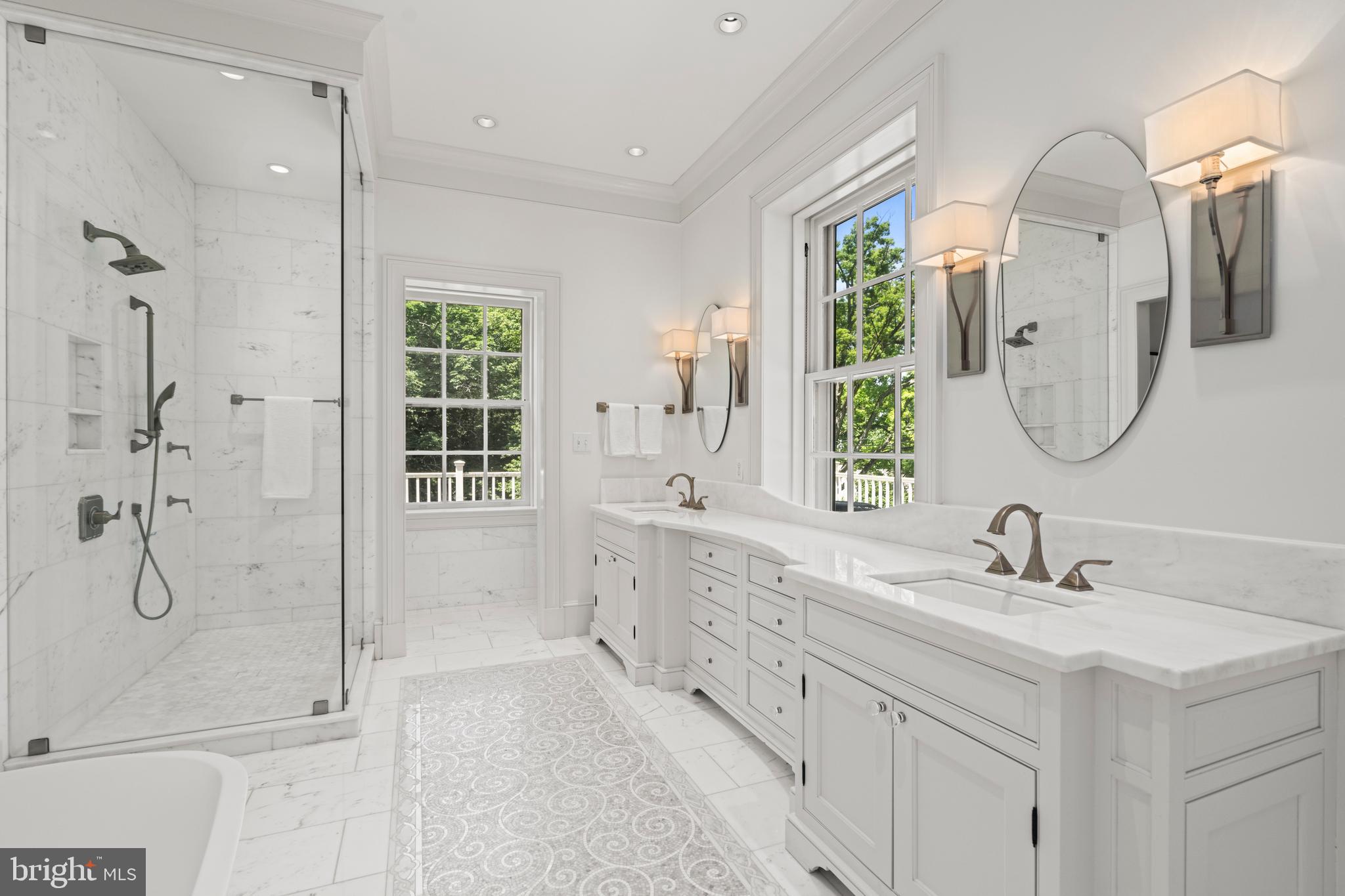 ROLAND PARK - Residential