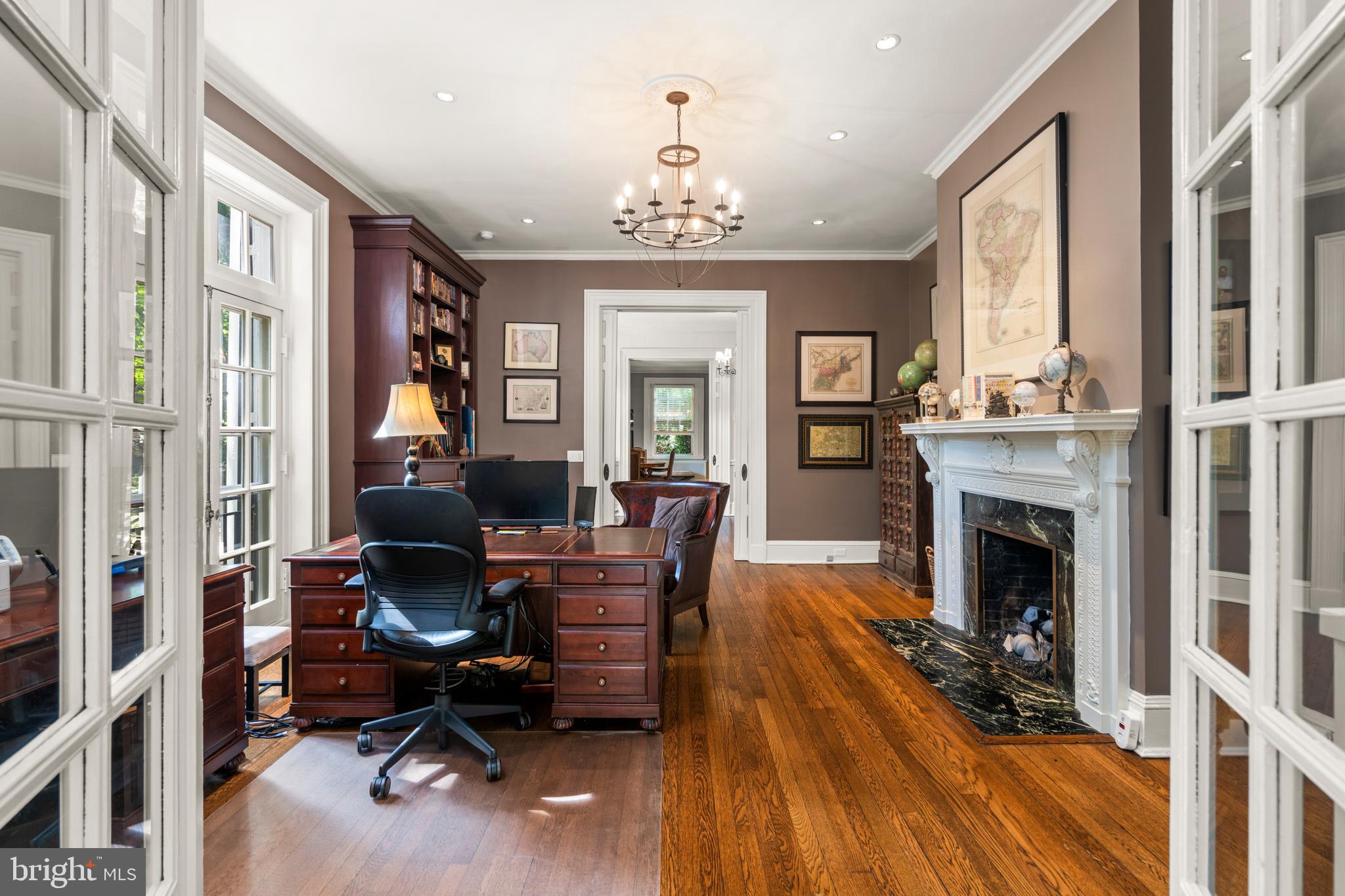 ROLAND PARK - Residential