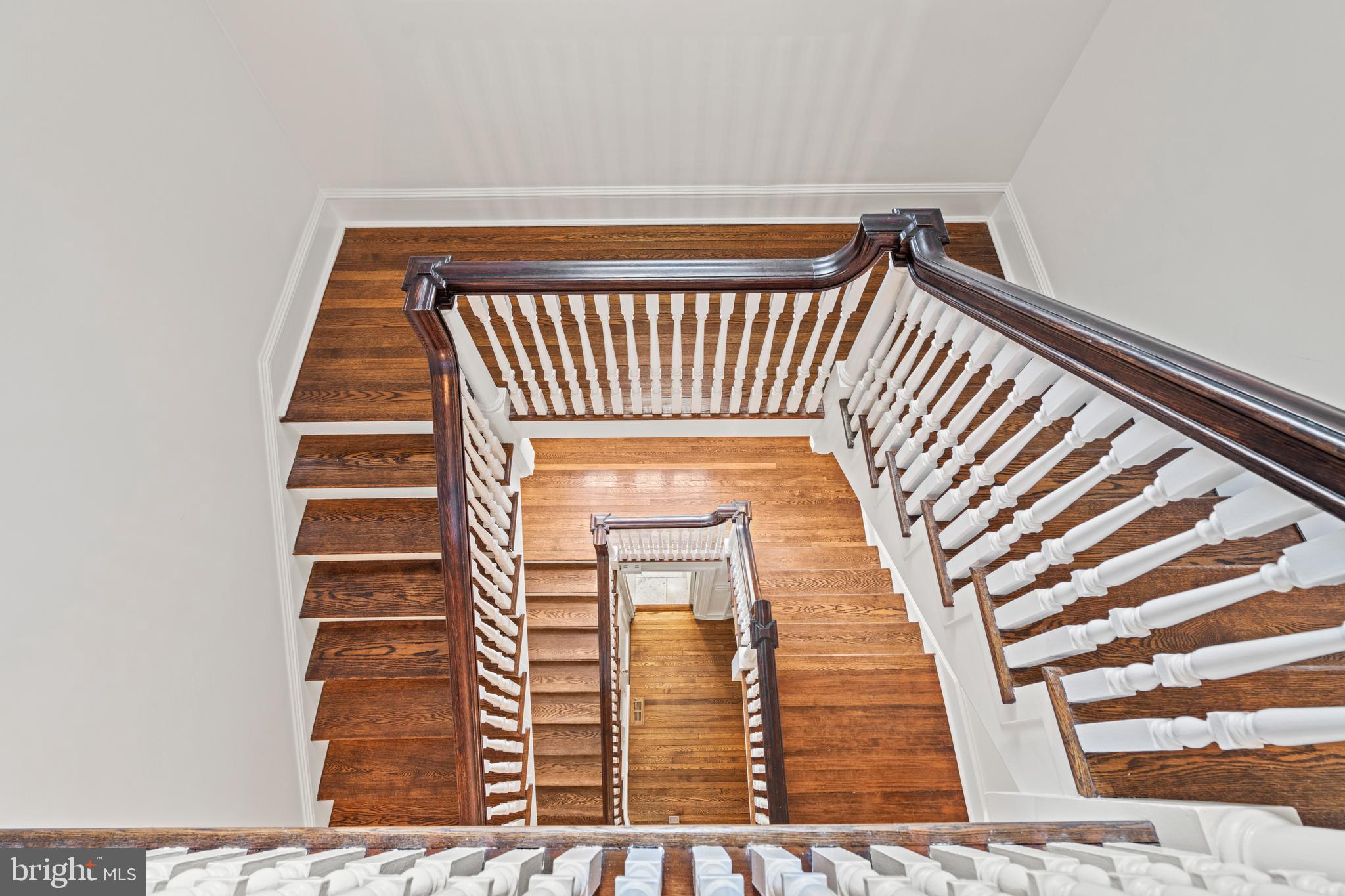 ROLAND PARK - Residential