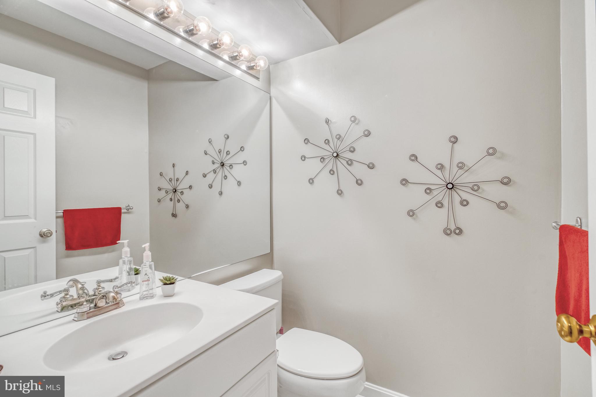 LOWES ISLAND/CASCADES - Residential