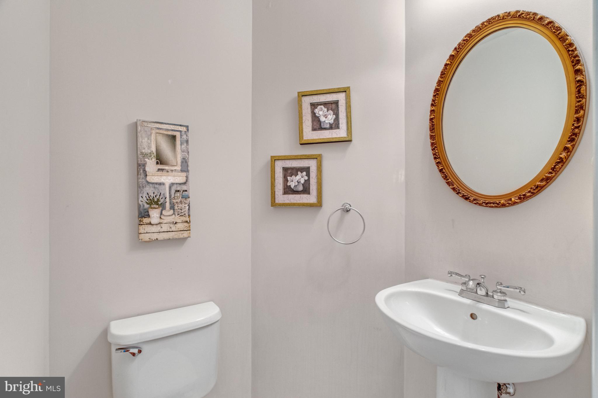 LOWES ISLAND/CASCADES - Residential