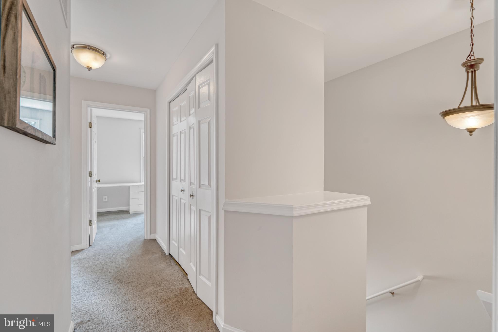 LOWES ISLAND/CASCADES - Residential