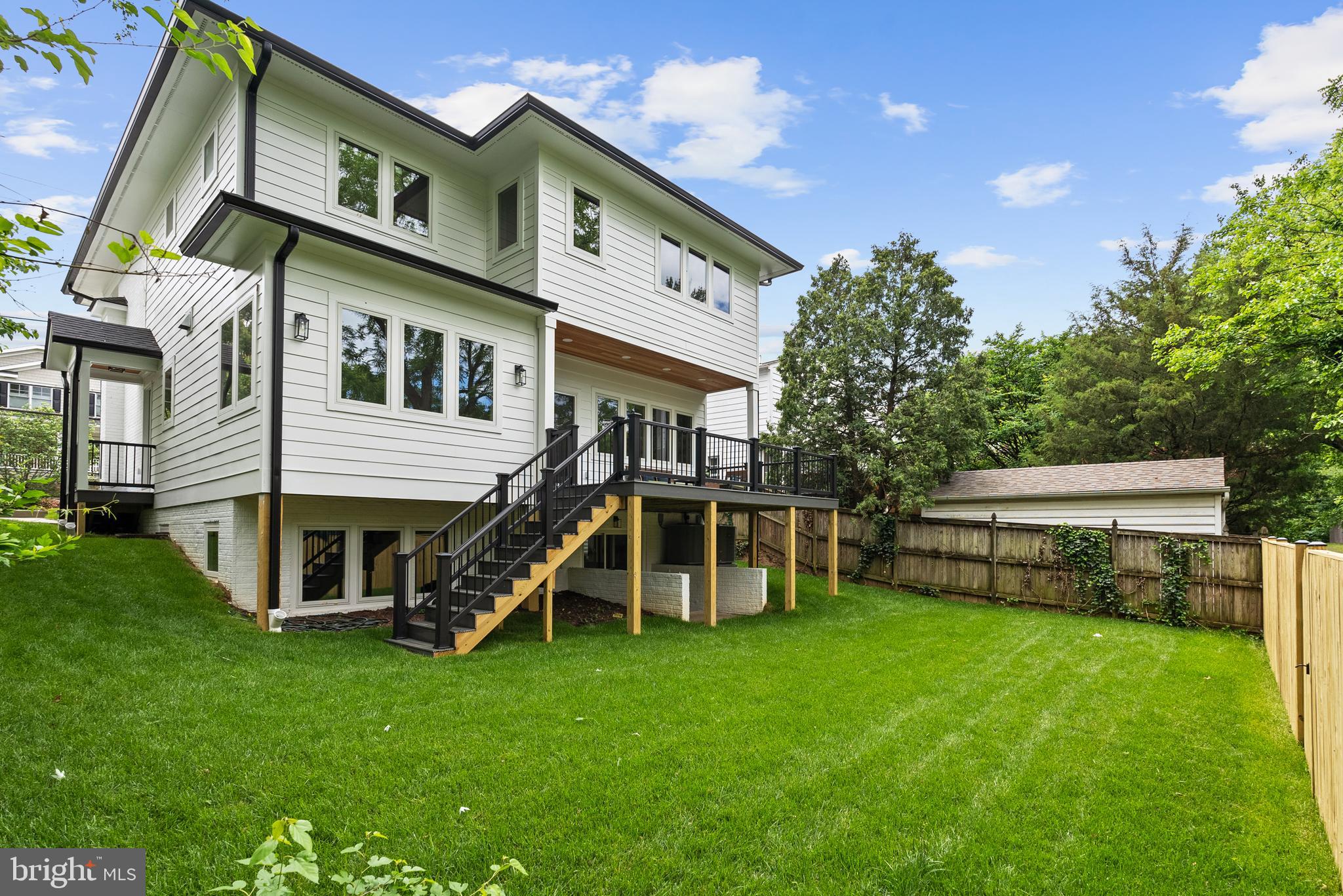 GREENACRES - Residential