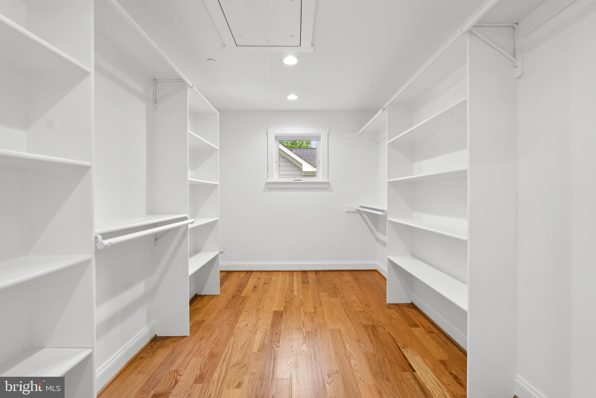 GREENACRES - Residential