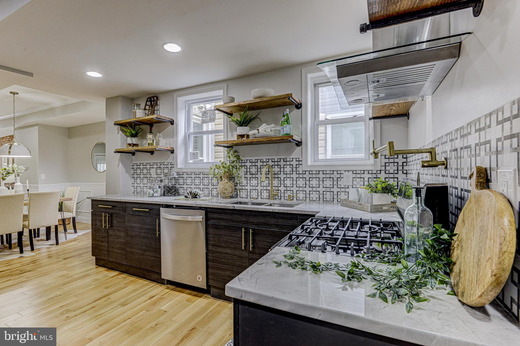 HAMPDEN HISTORIC DISTRICT - Residential