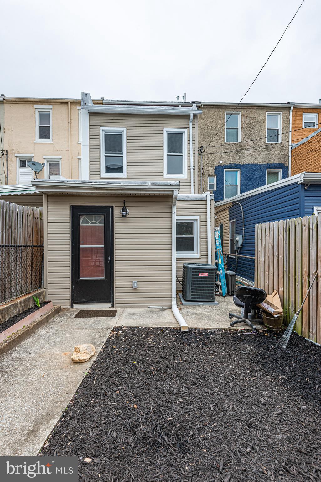 HAMPDEN HISTORIC DISTRICT - Residential