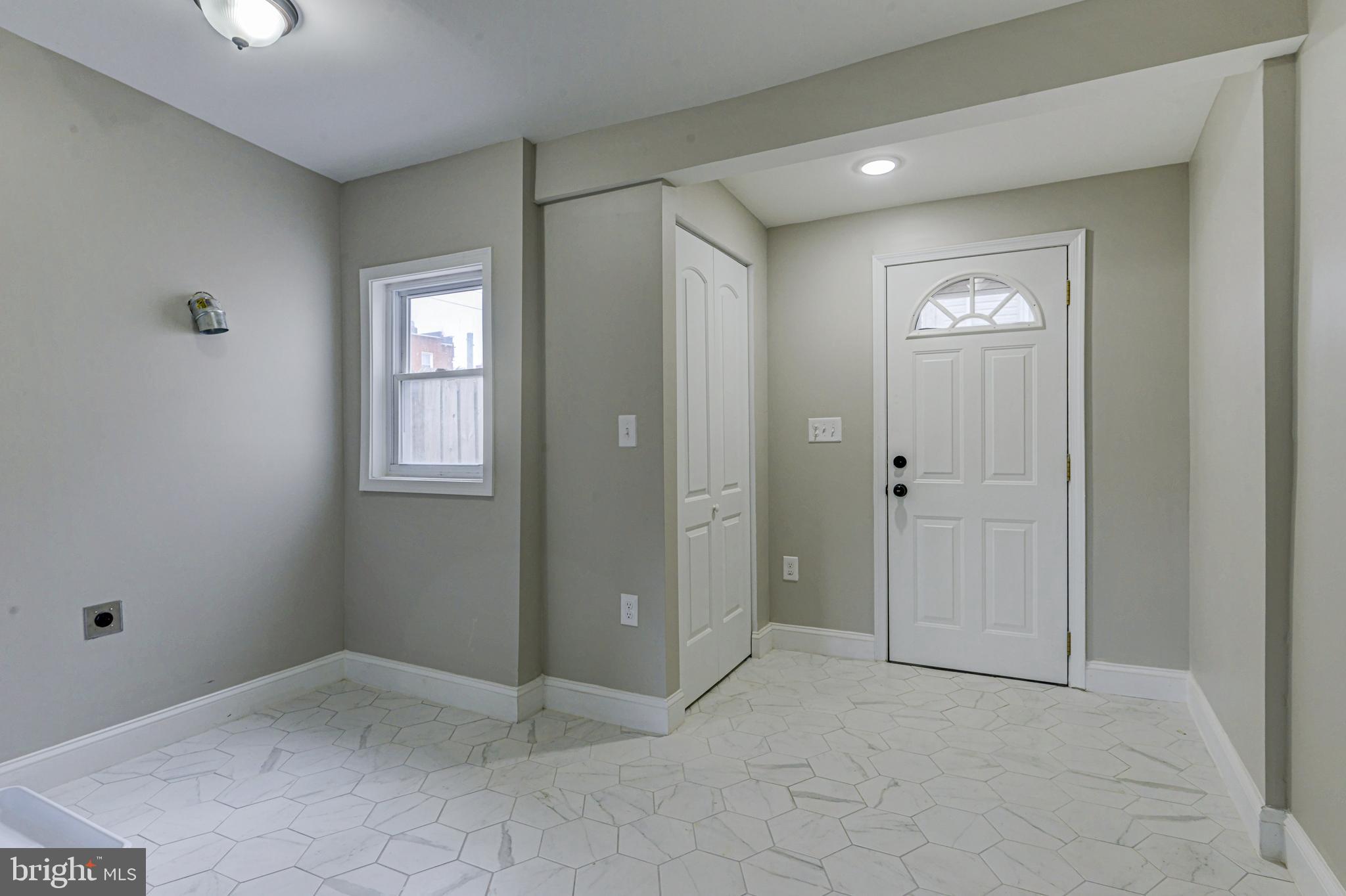 HAMPDEN HISTORIC DISTRICT - Residential