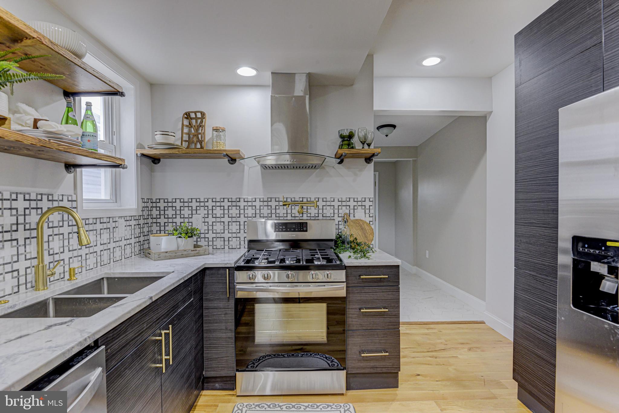 HAMPDEN HISTORIC DISTRICT - Residential