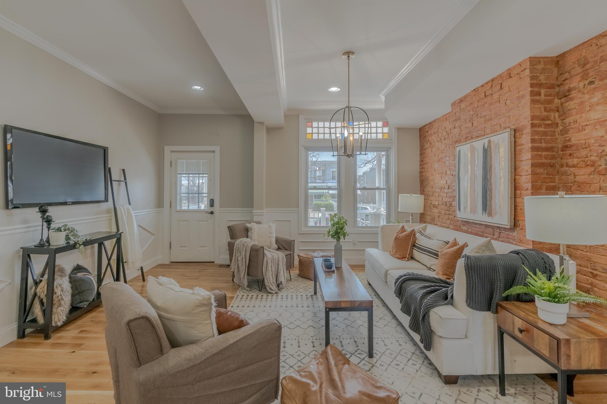 HAMPDEN HISTORIC DISTRICT - Residential