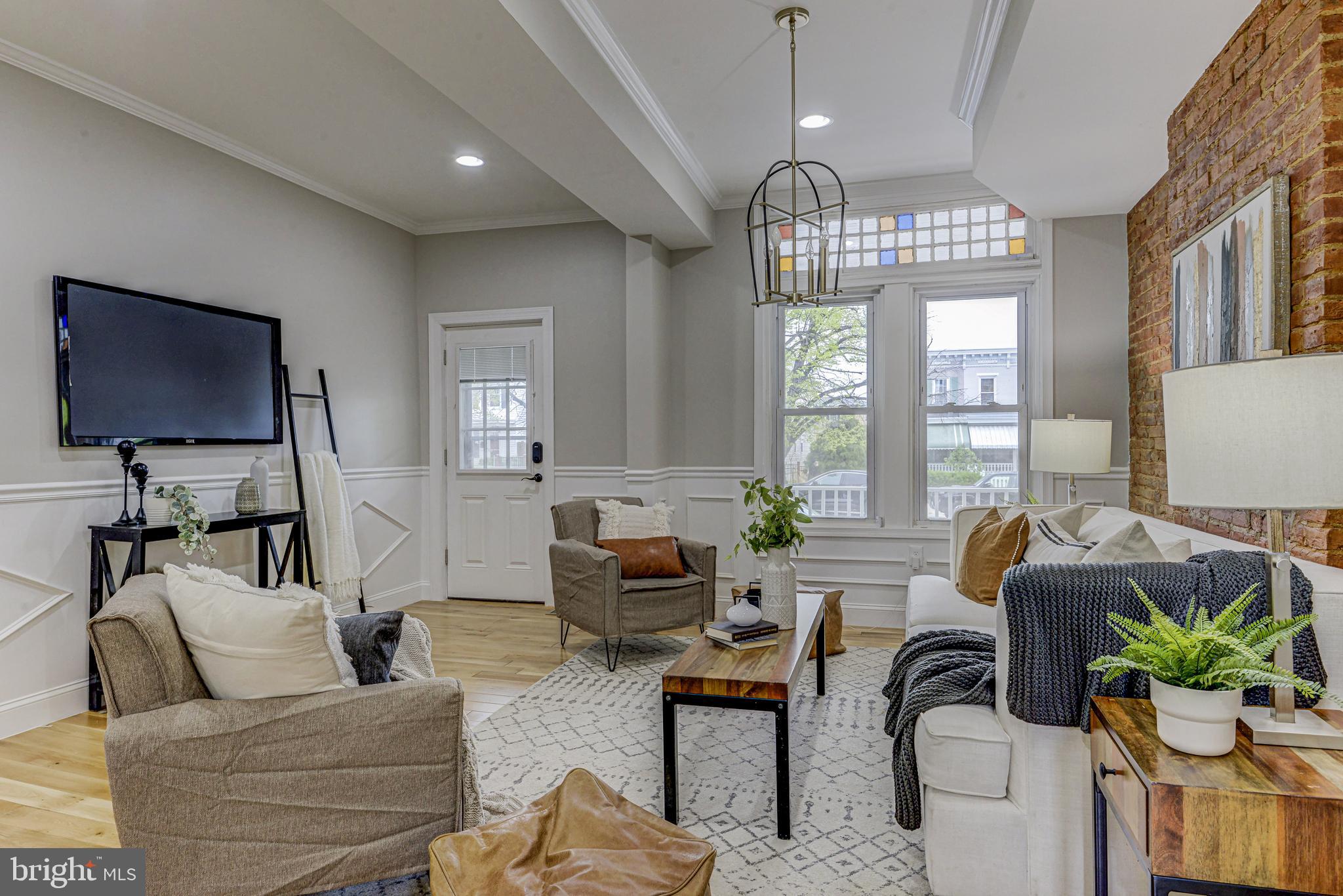 HAMPDEN HISTORIC DISTRICT - Residential