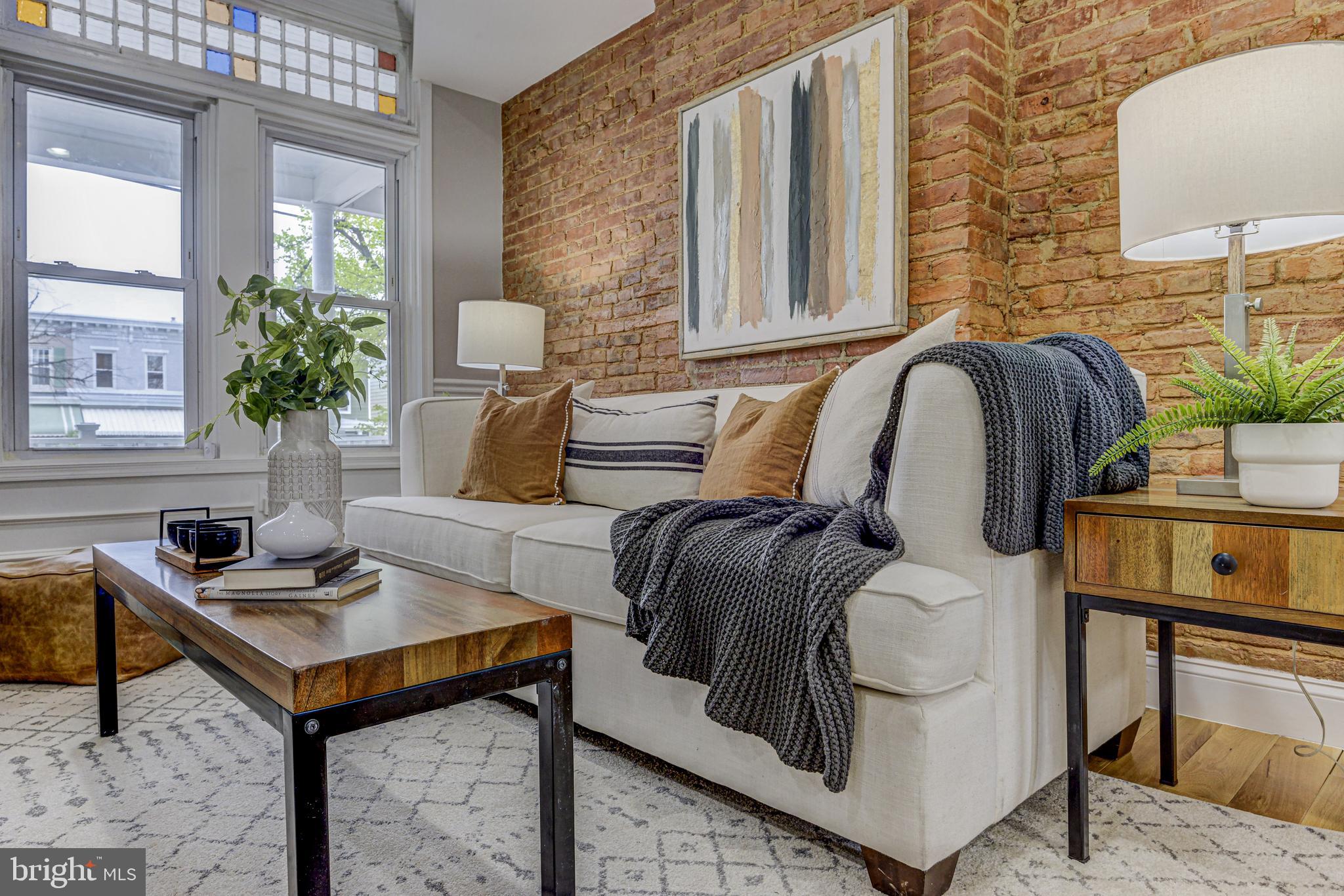 HAMPDEN HISTORIC DISTRICT - Residential