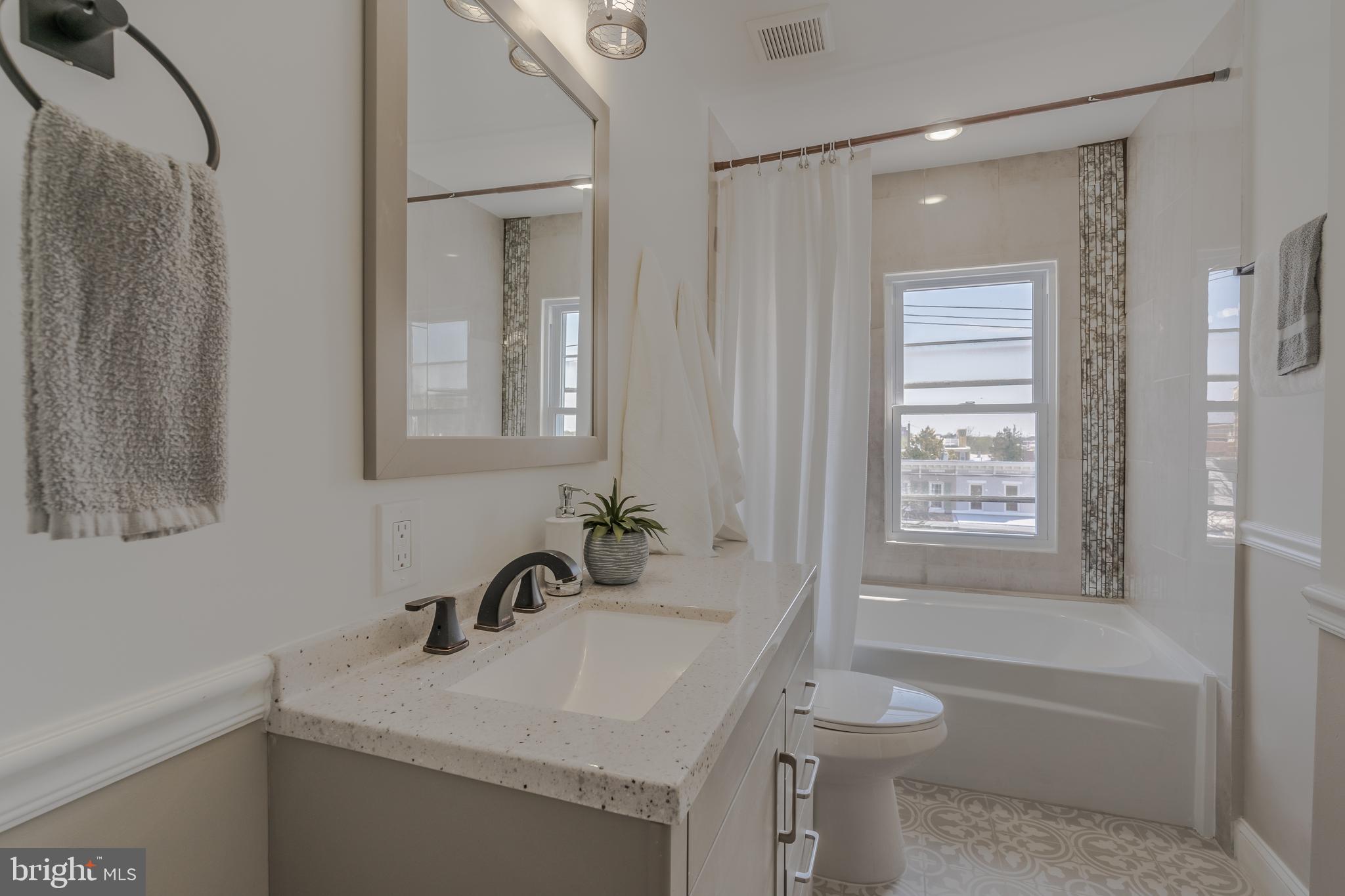 HAMPDEN HISTORIC DISTRICT - Residential