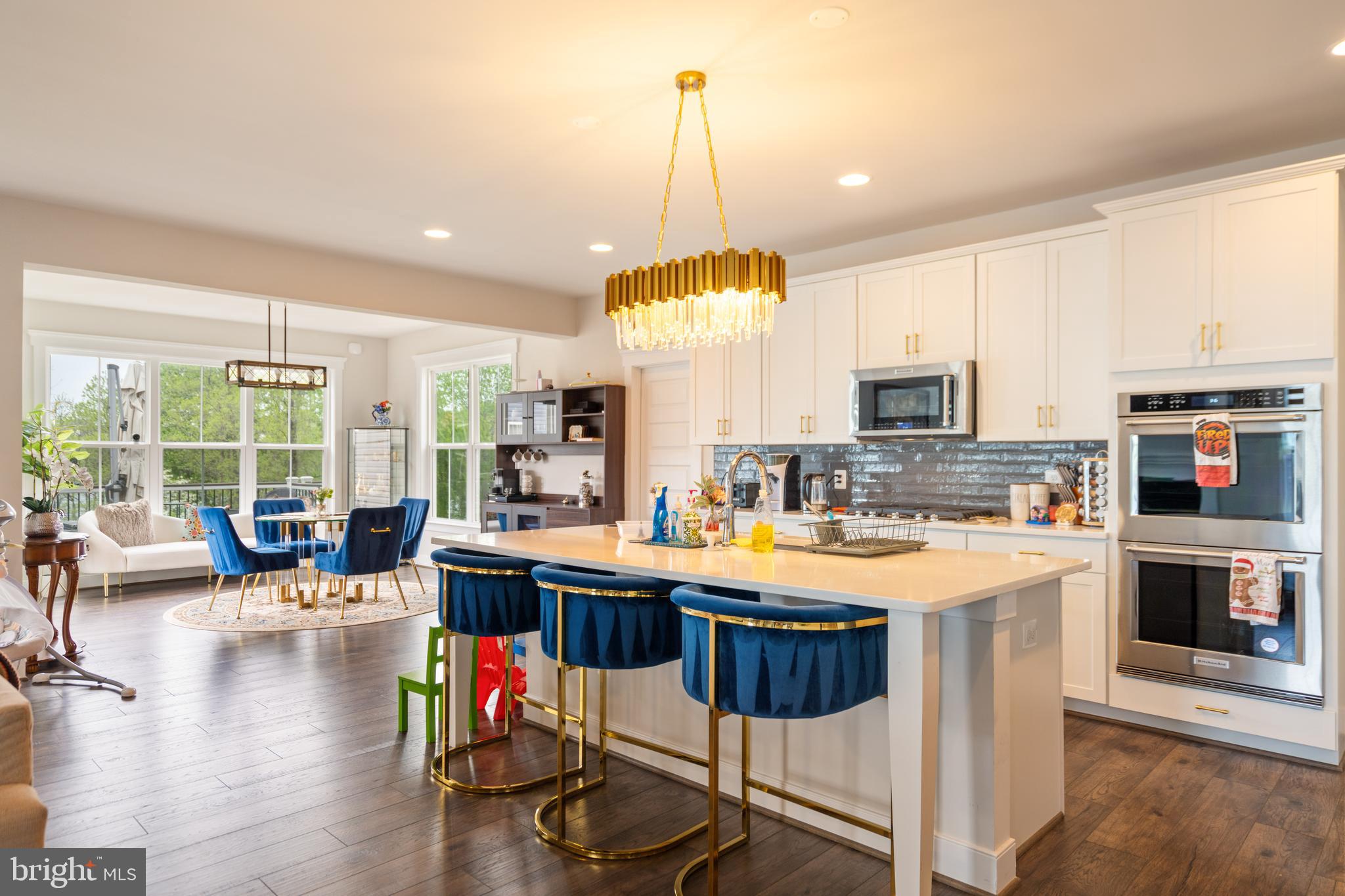 UNKNOWN - Residential Lease