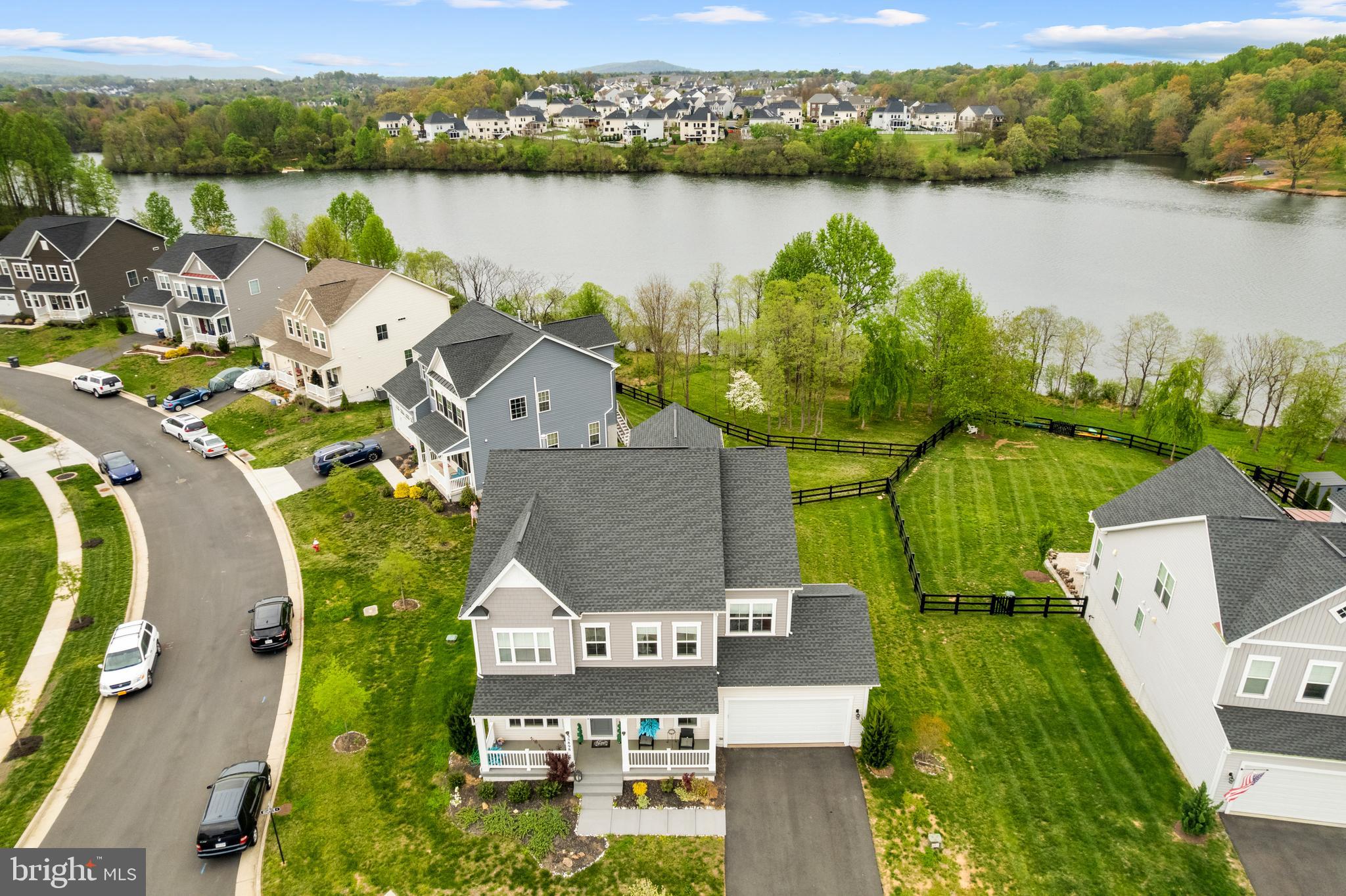 UNKNOWN - Residential Lease