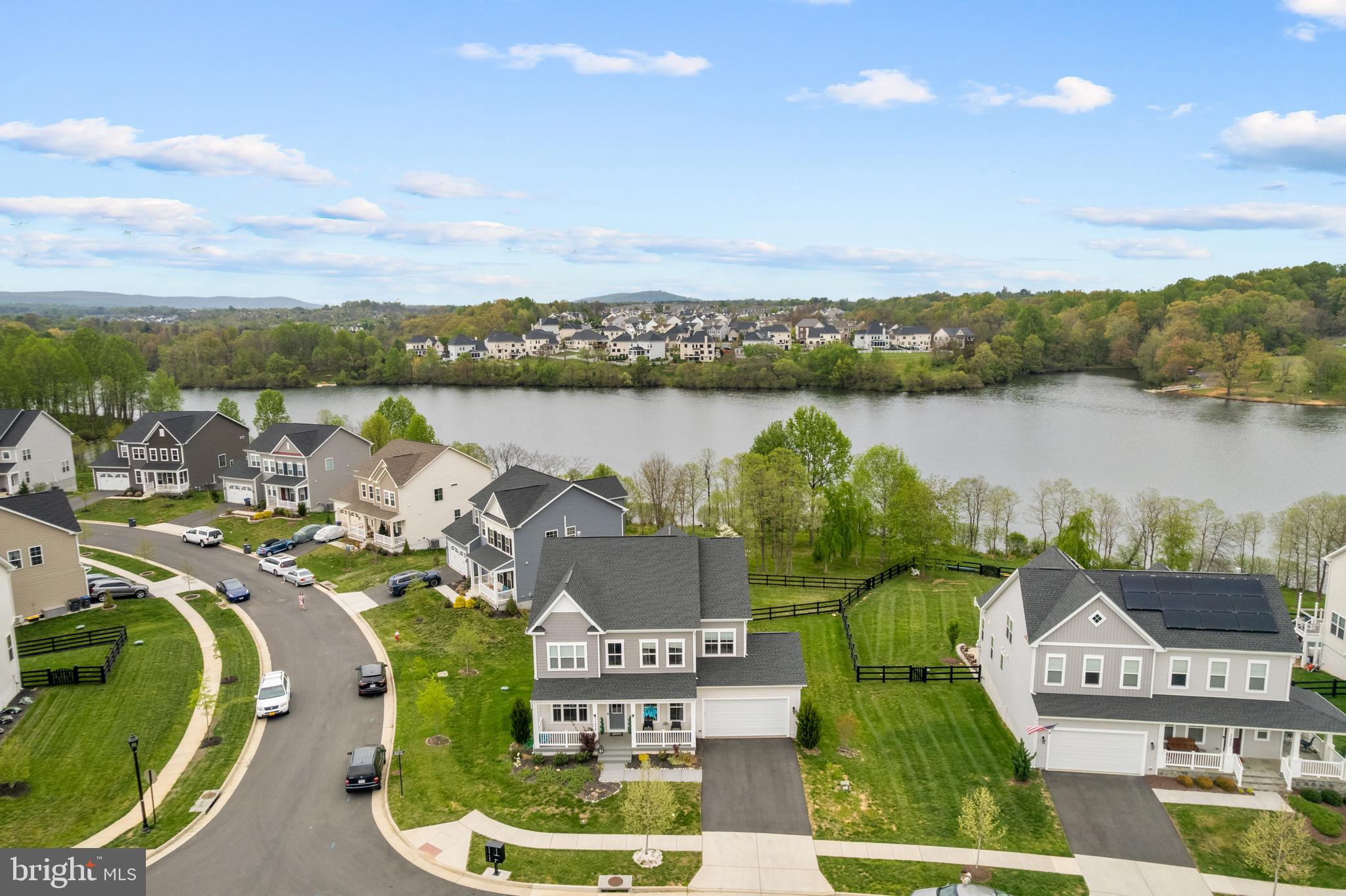 UNKNOWN - Residential Lease