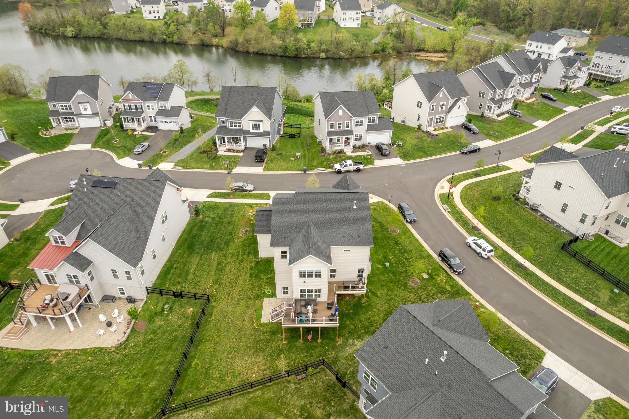 UNKNOWN - Residential Lease