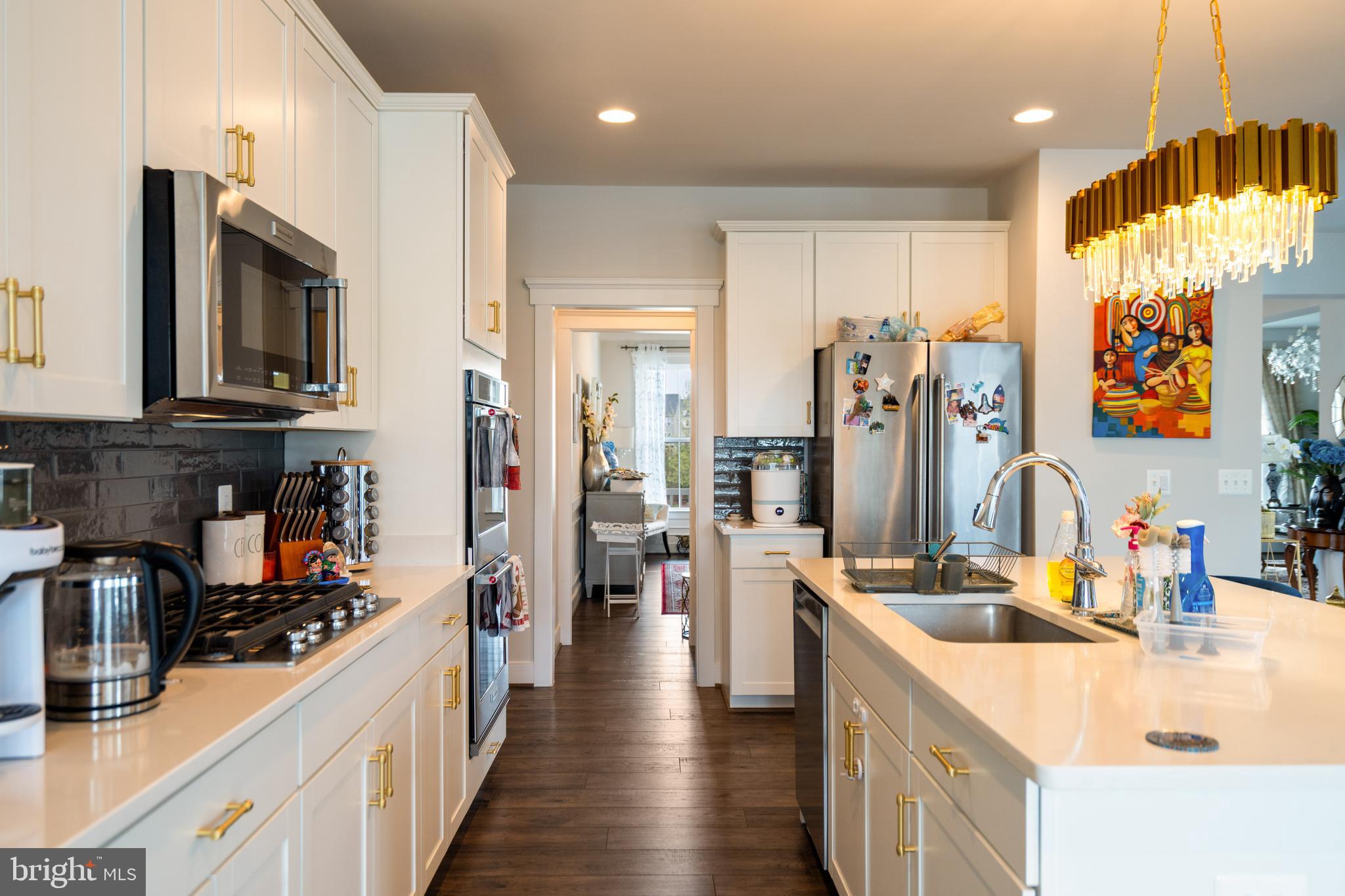 UNKNOWN - Residential Lease