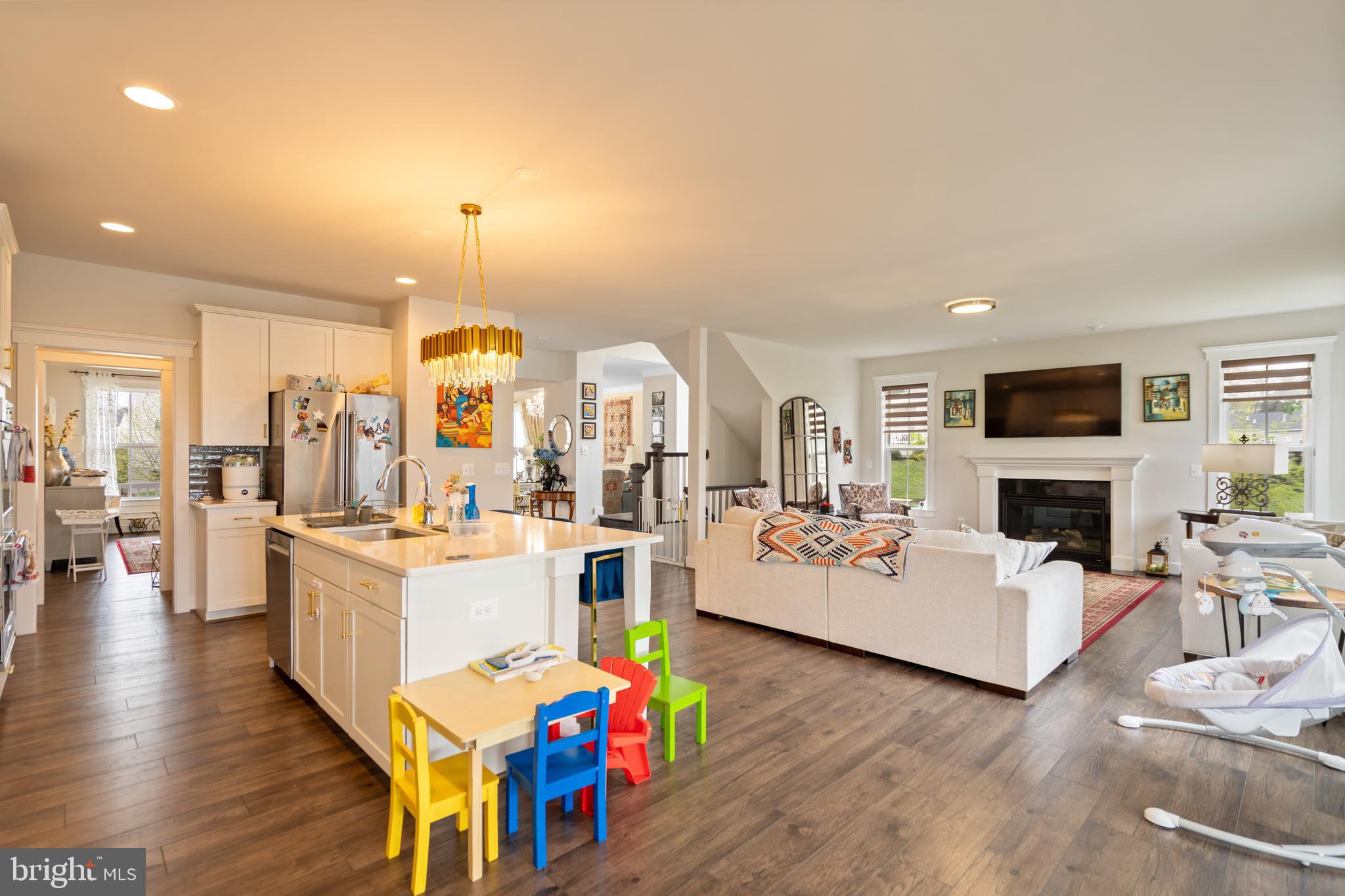 UNKNOWN - Residential Lease