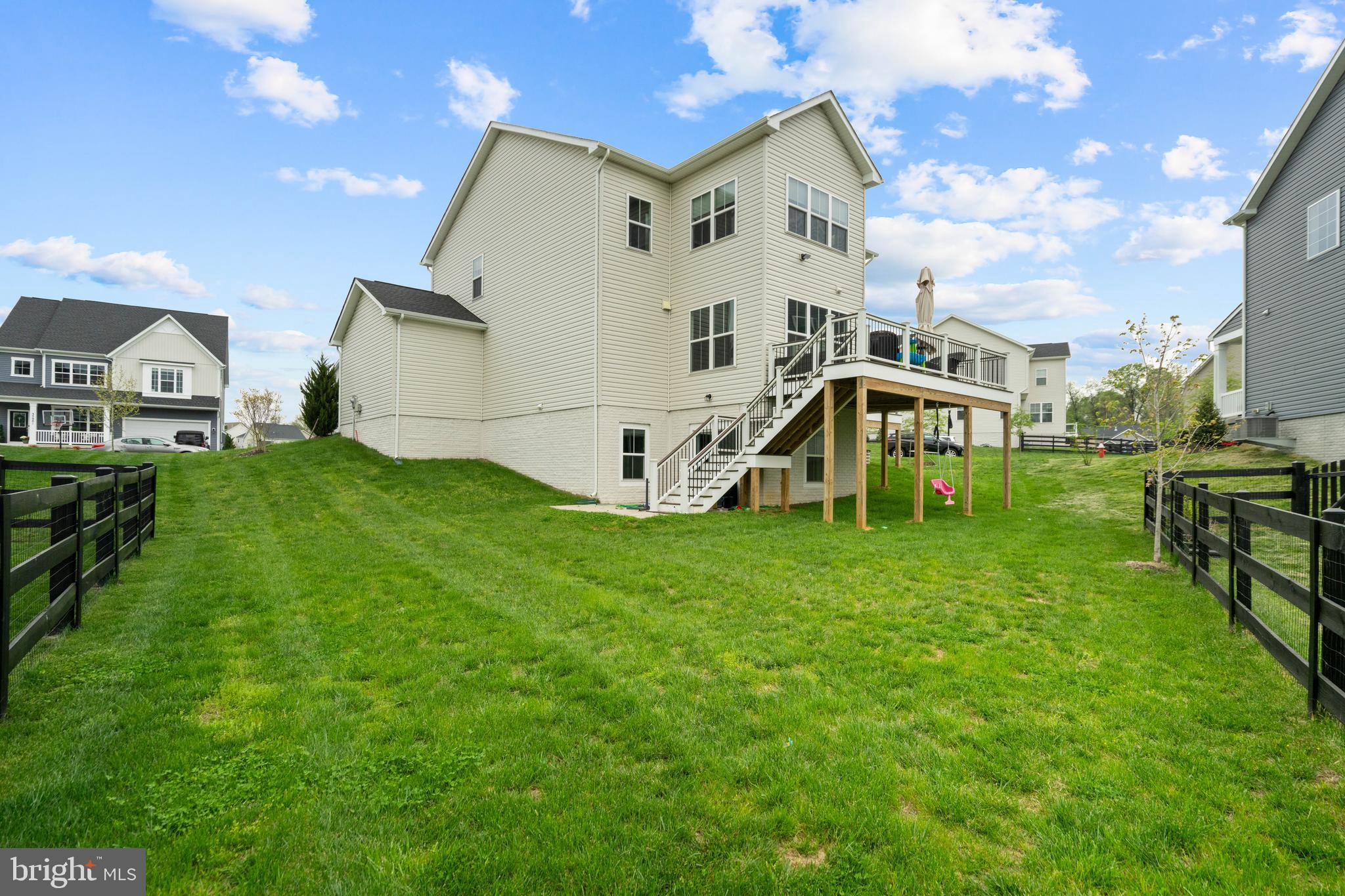 UNKNOWN - Residential Lease