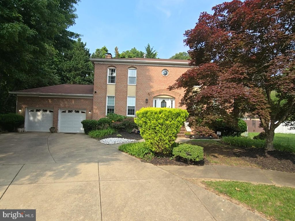 Photo of 5000 Leah Court, CAMP SPRINGS, MD 20746 (MLS # MDPG2167694)