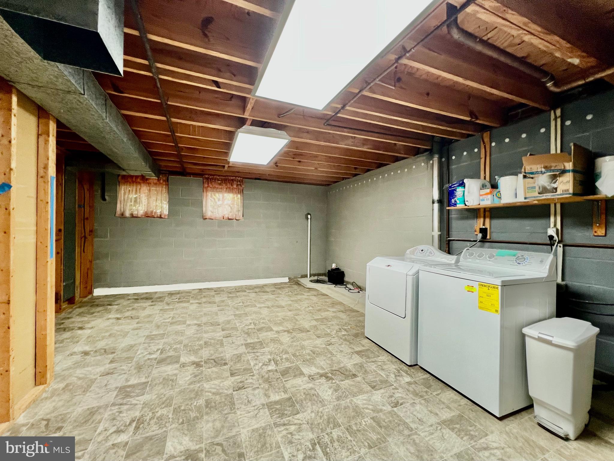 STONEGATE - Residential