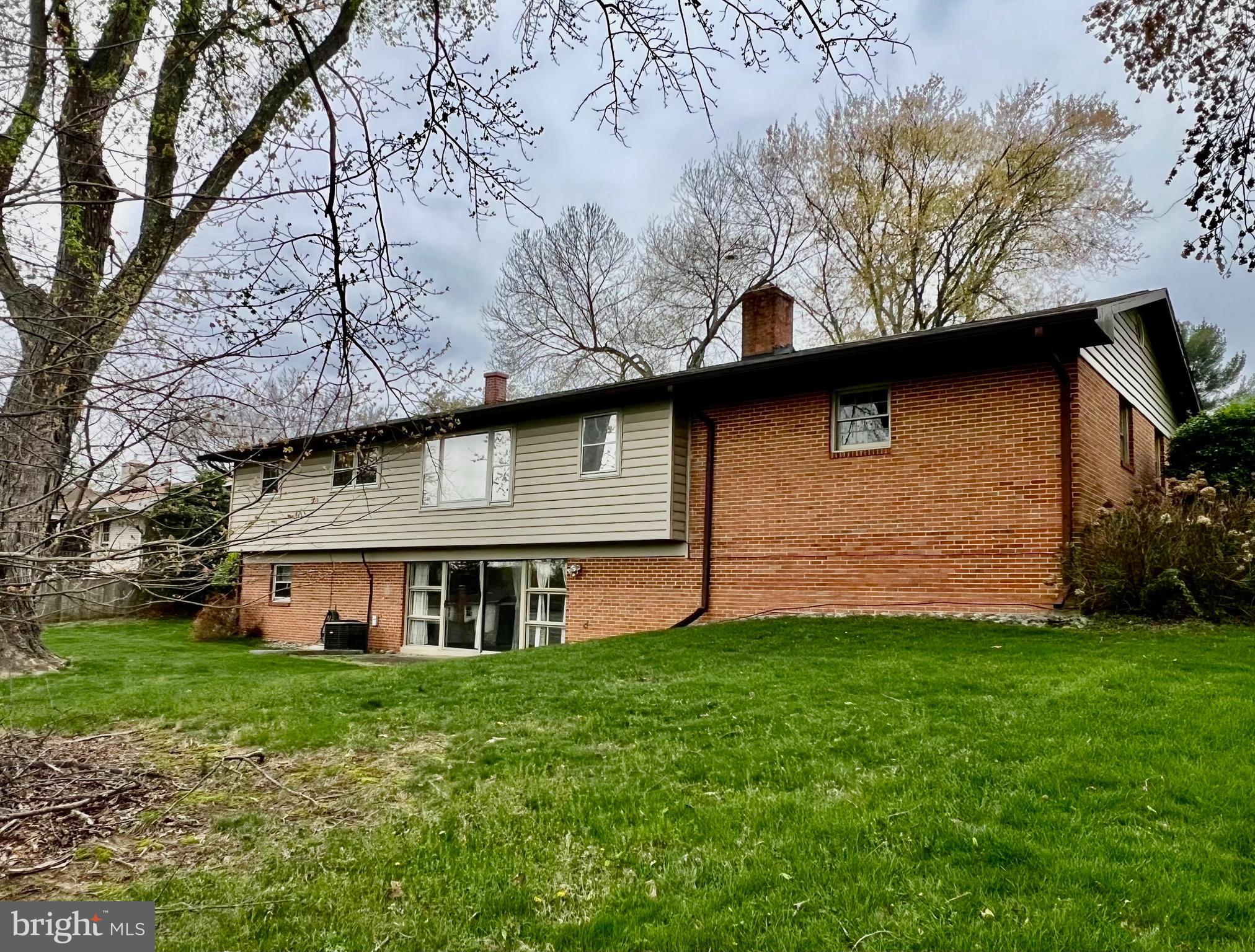 STONEGATE - Residential