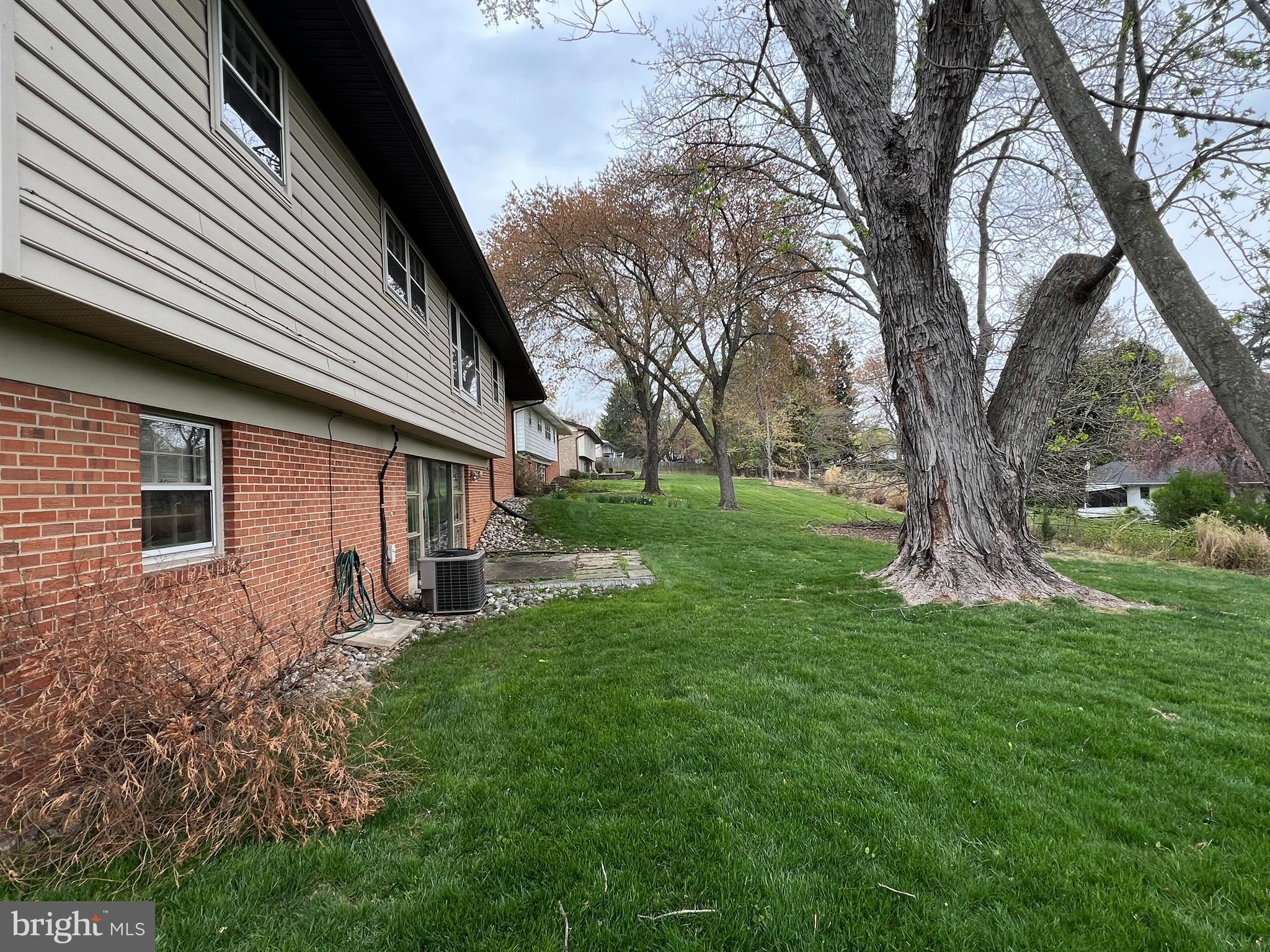 STONEGATE - Residential