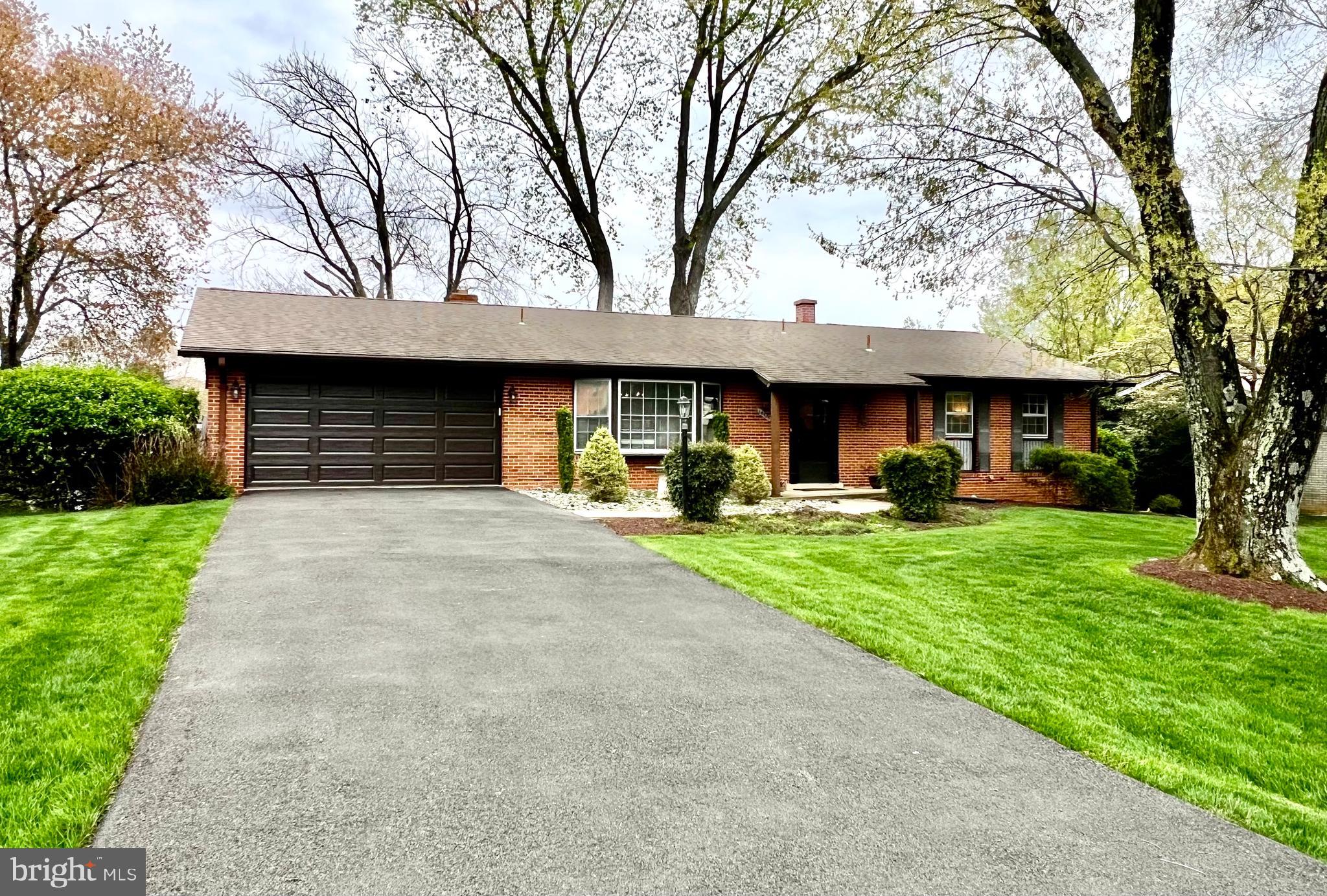 STONEGATE - Residential