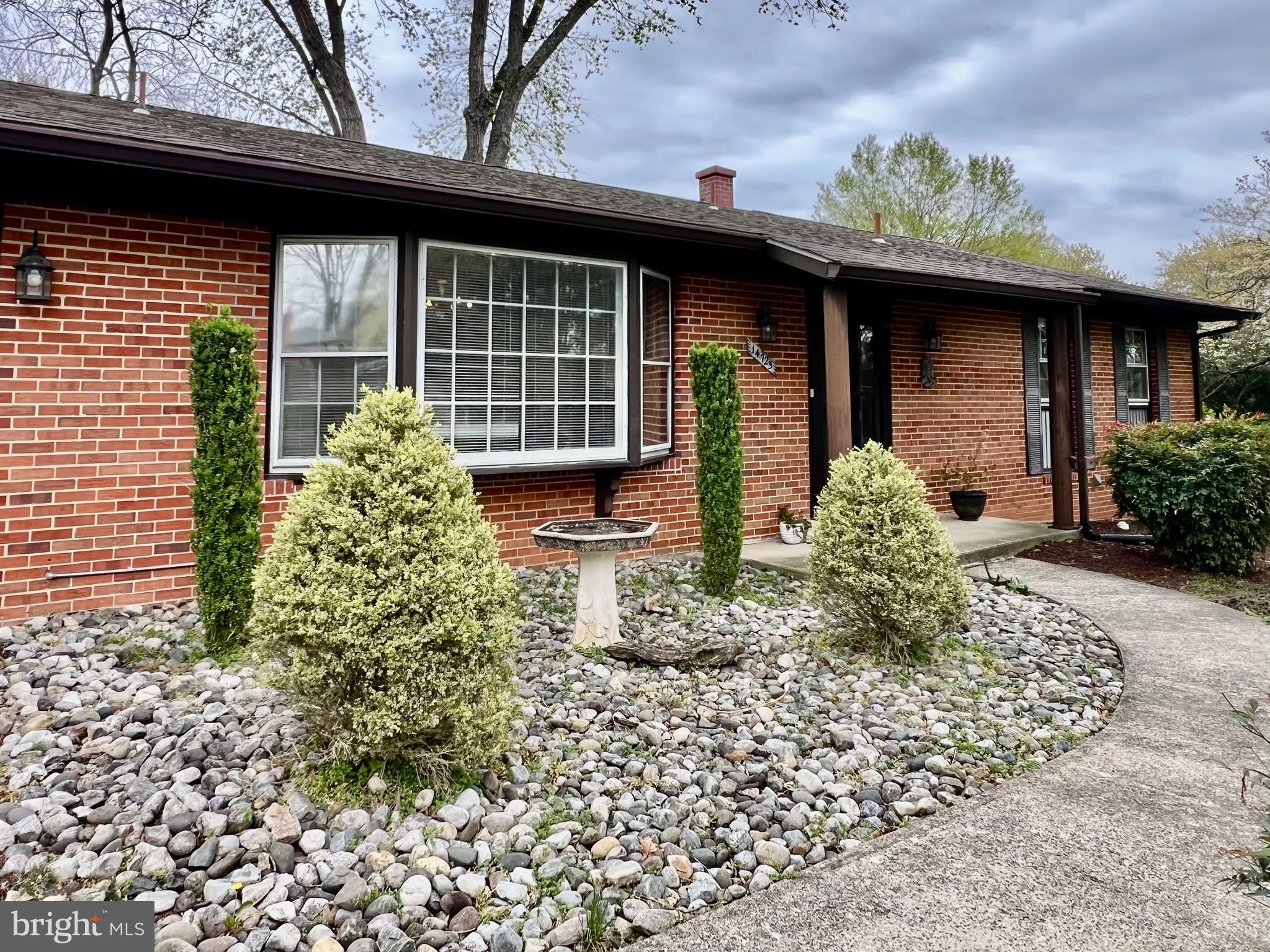 STONEGATE - Residential