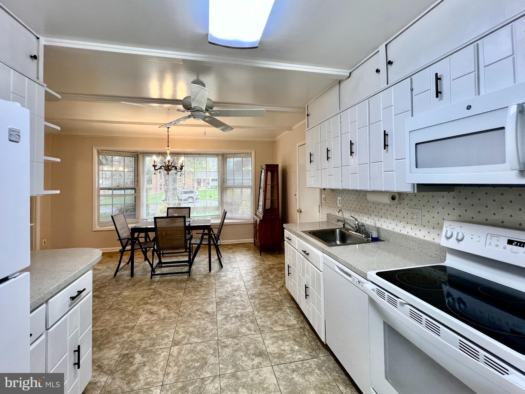 STONEGATE - Residential