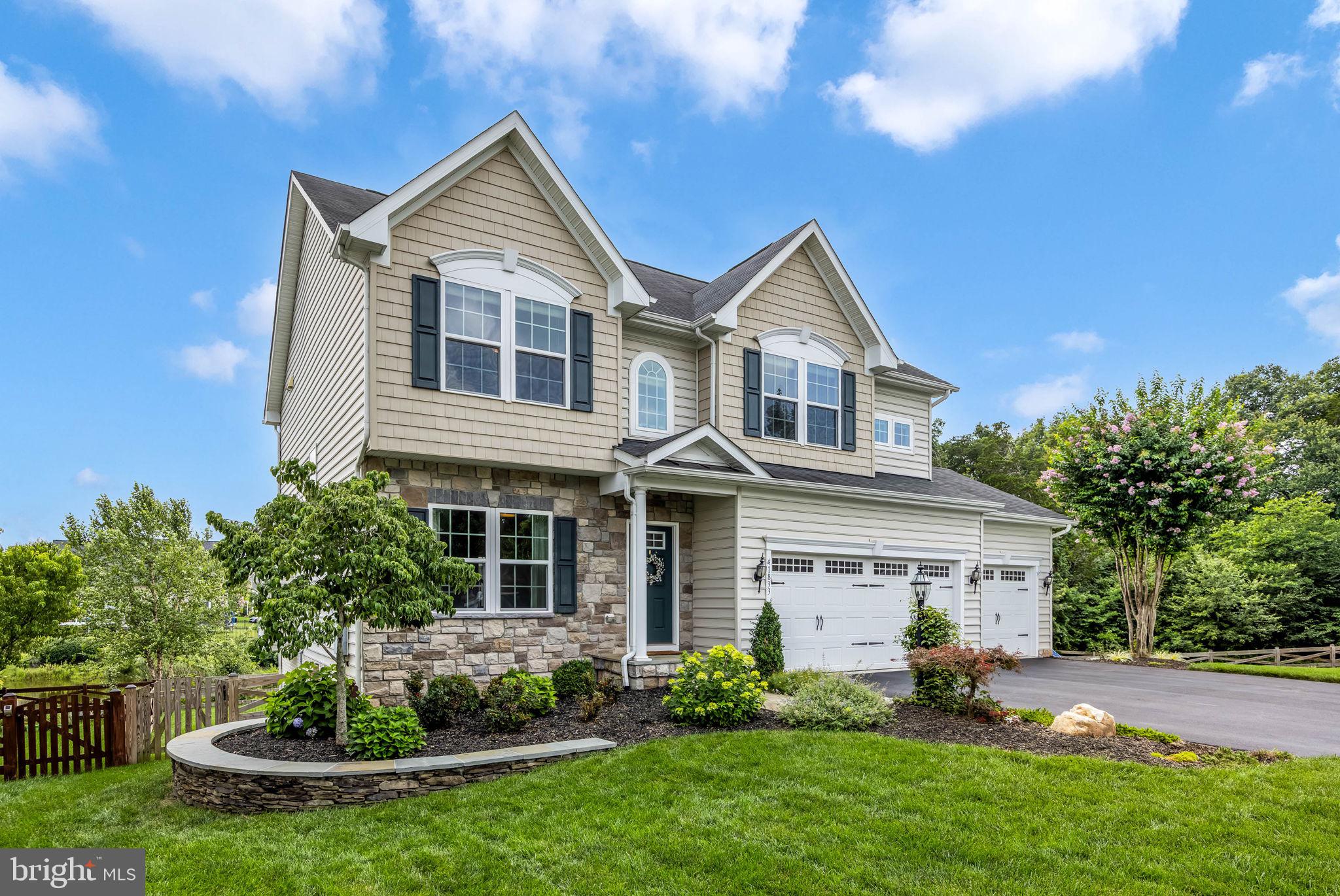 41833 WALDEN KNOLL COURT