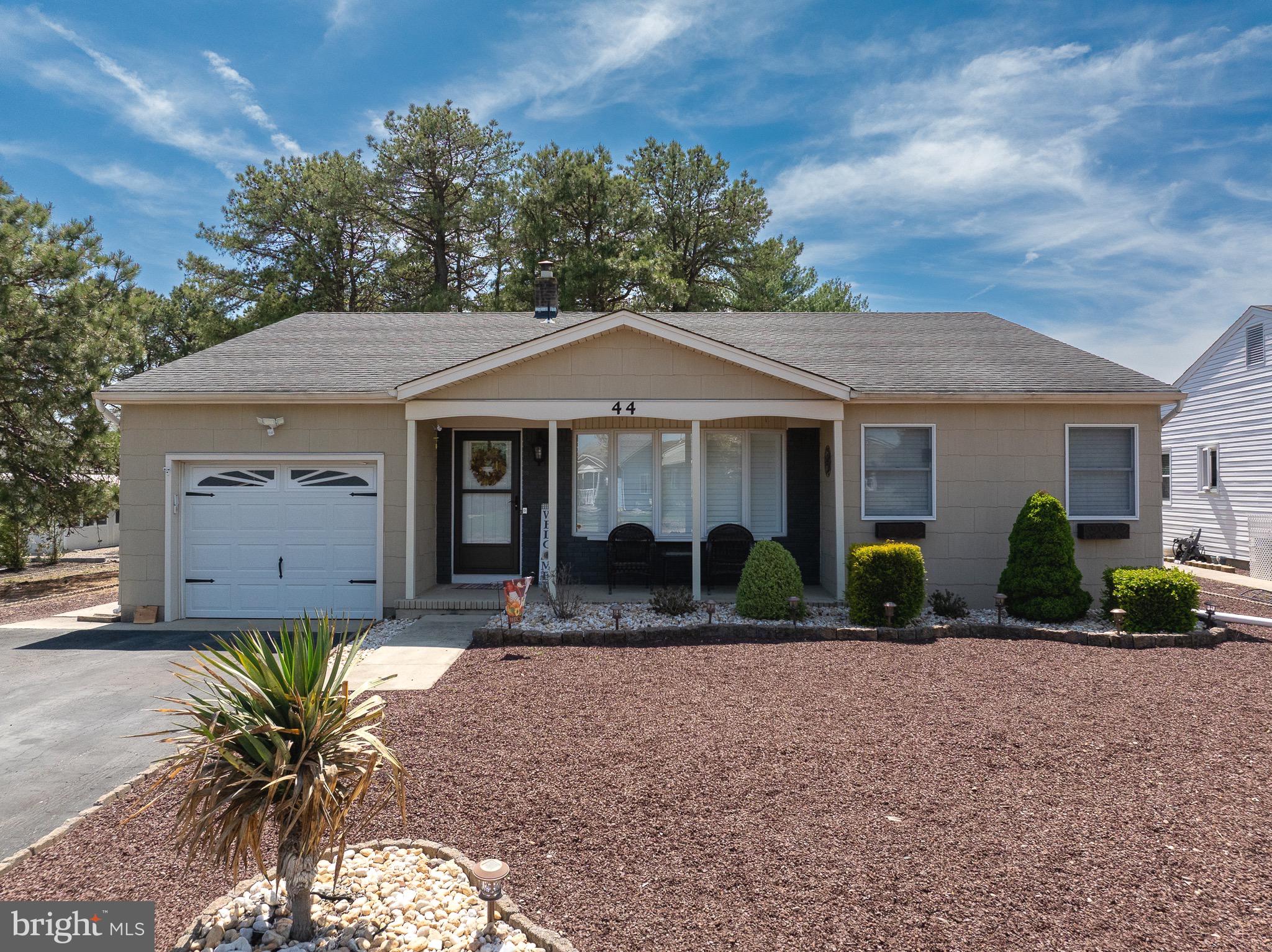 44 WESTPORT DRIVE