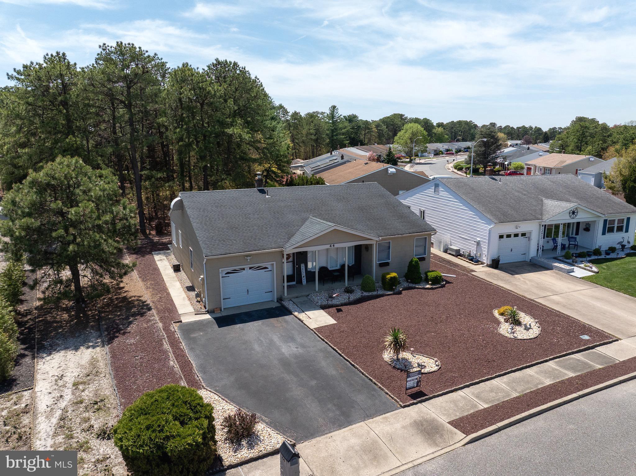 44 WESTPORT DRIVE