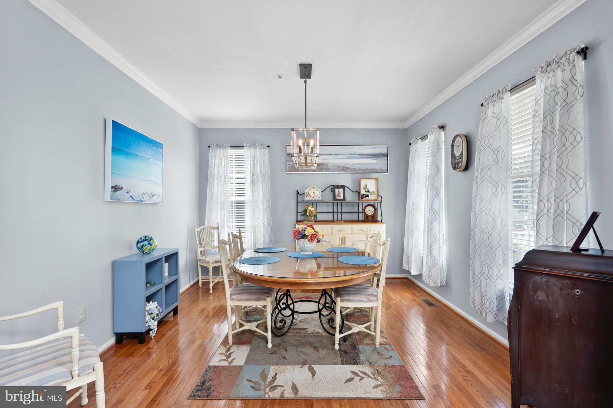 46 VALENTINE ROAD