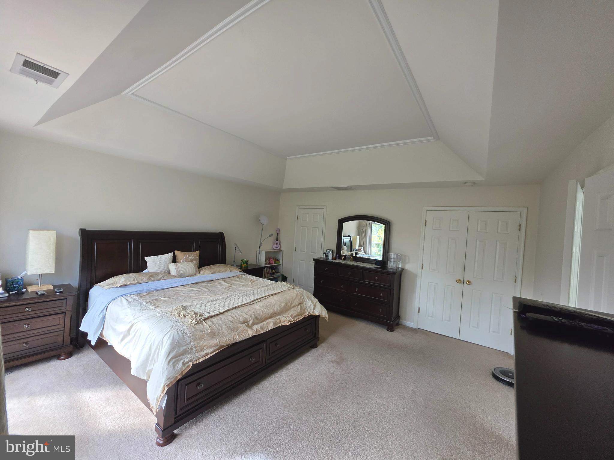 LOUDOUN PARKWAY CENTER - Residential Lease