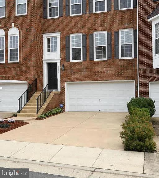 LOUDOUN PARKWAY CENTER - Residential Lease