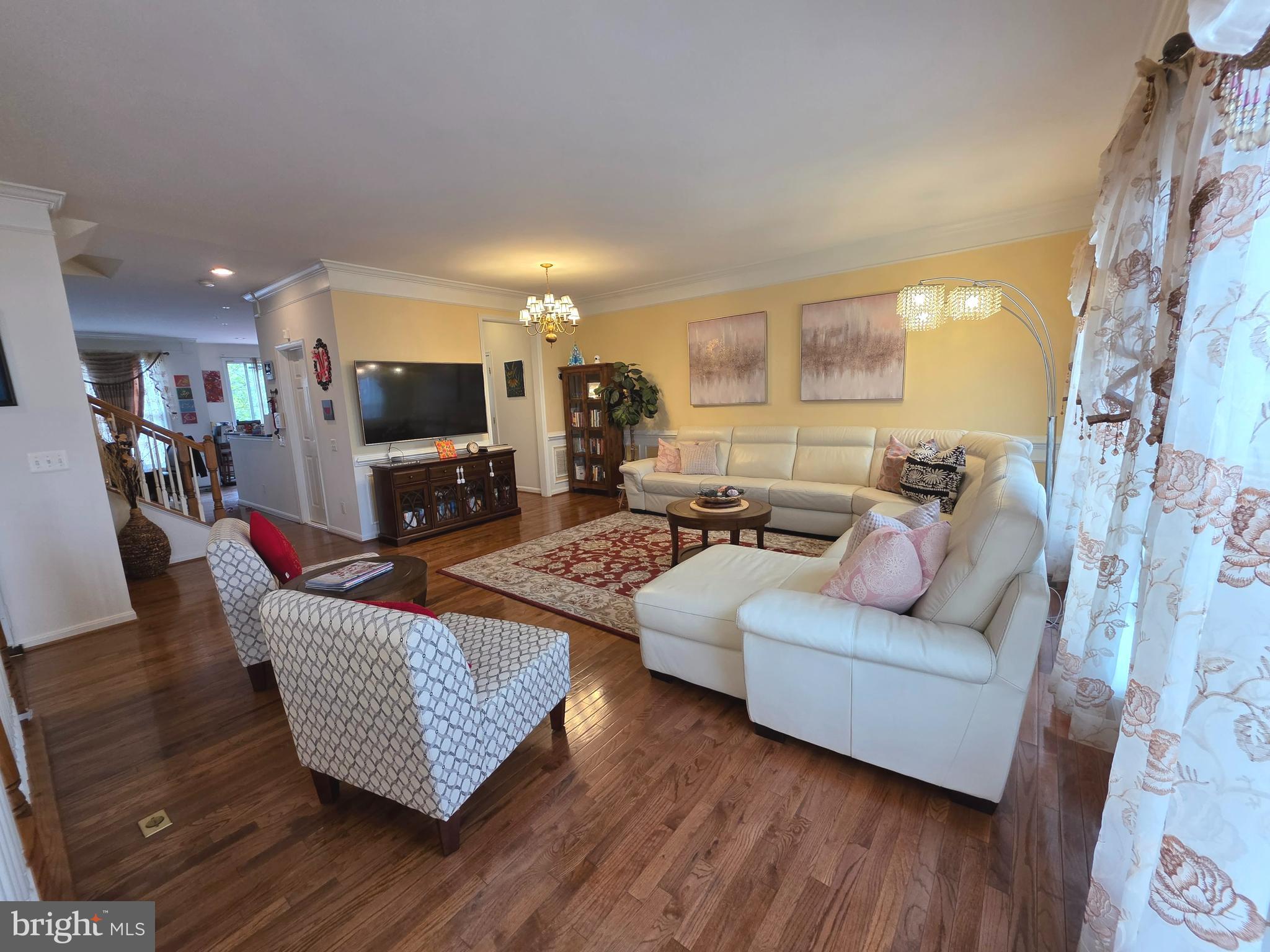 LOUDOUN PARKWAY CENTER - Residential Lease