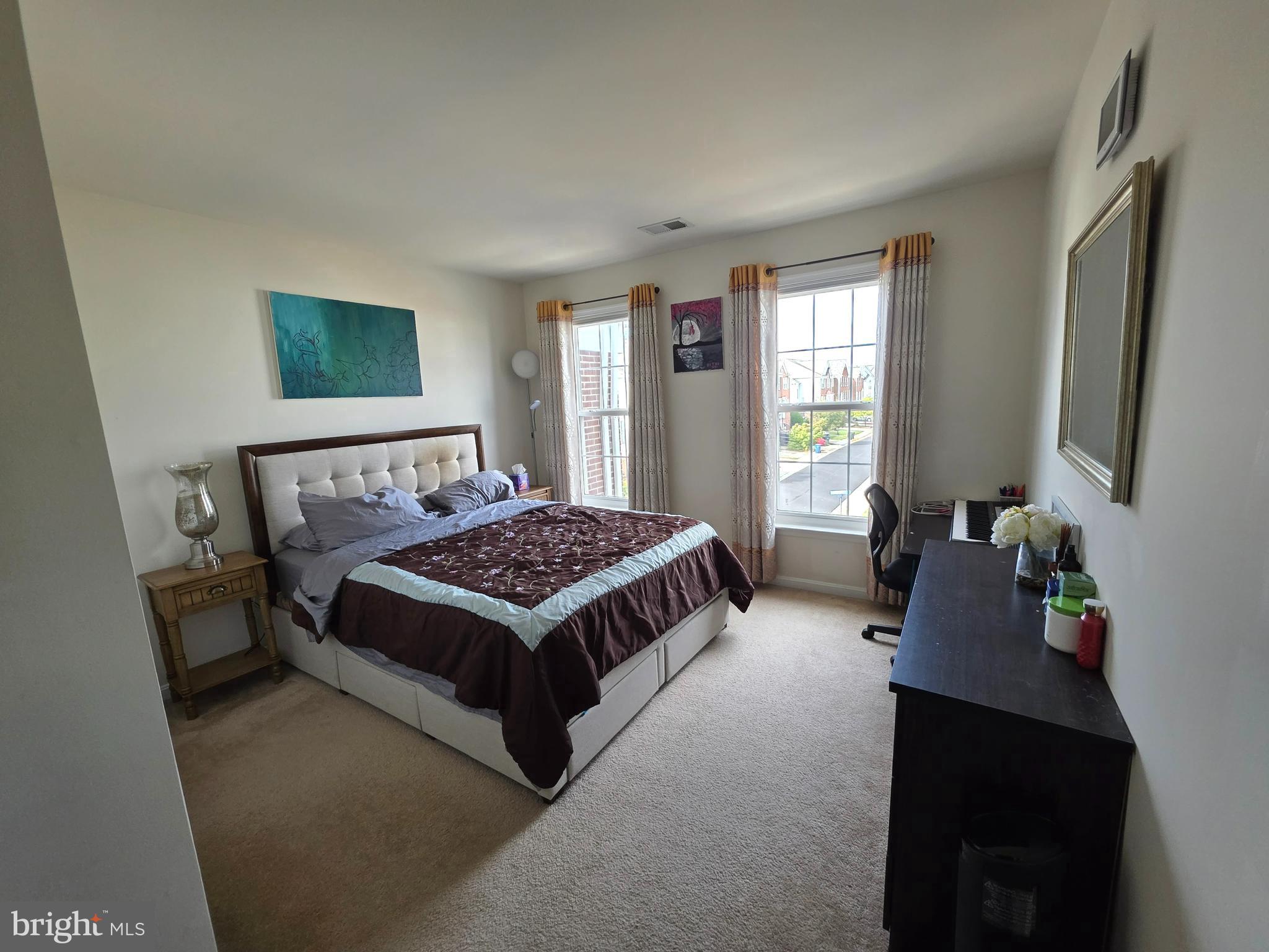 LOUDOUN PARKWAY CENTER - Residential Lease