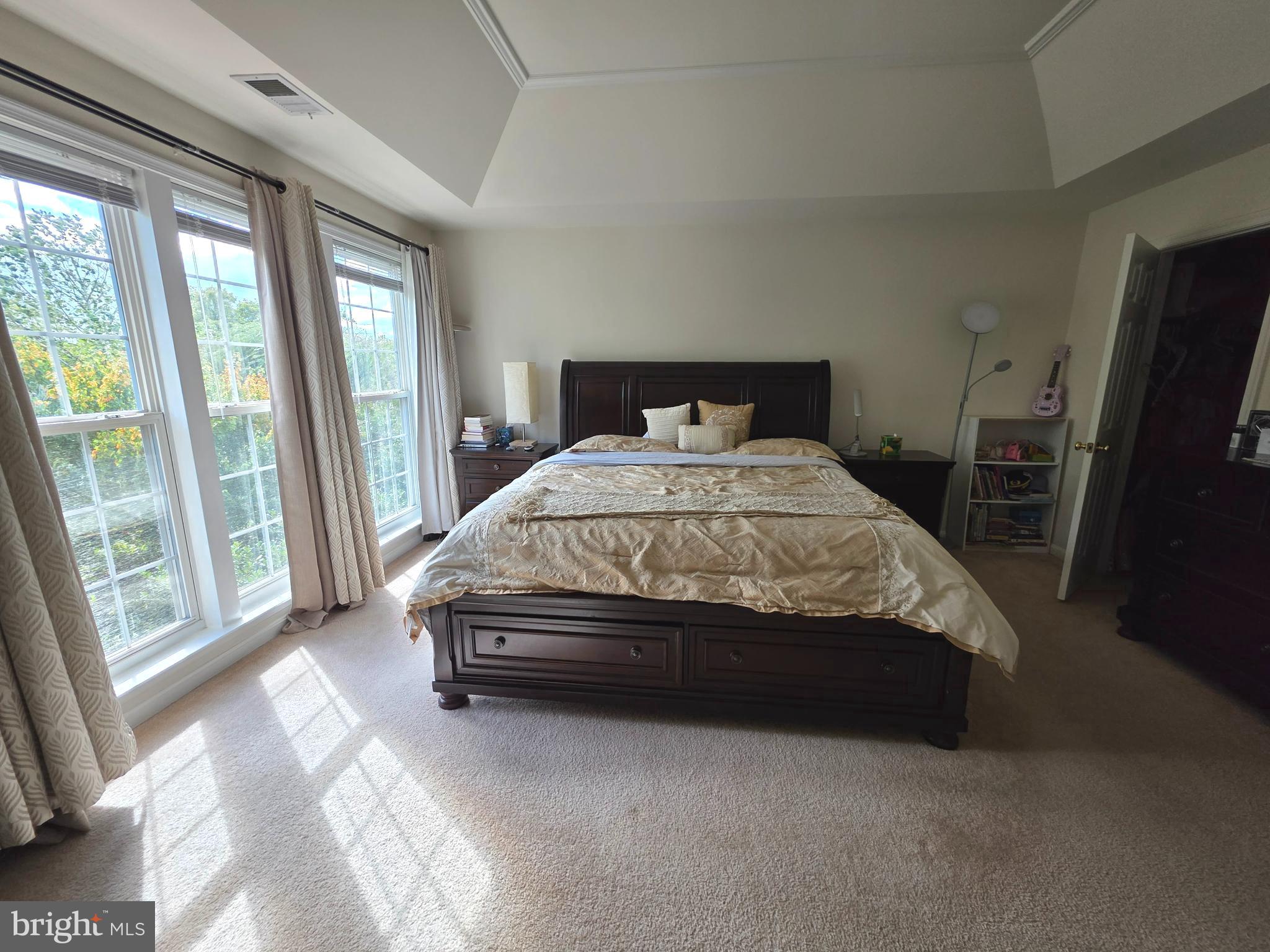 LOUDOUN PARKWAY CENTER - Residential Lease