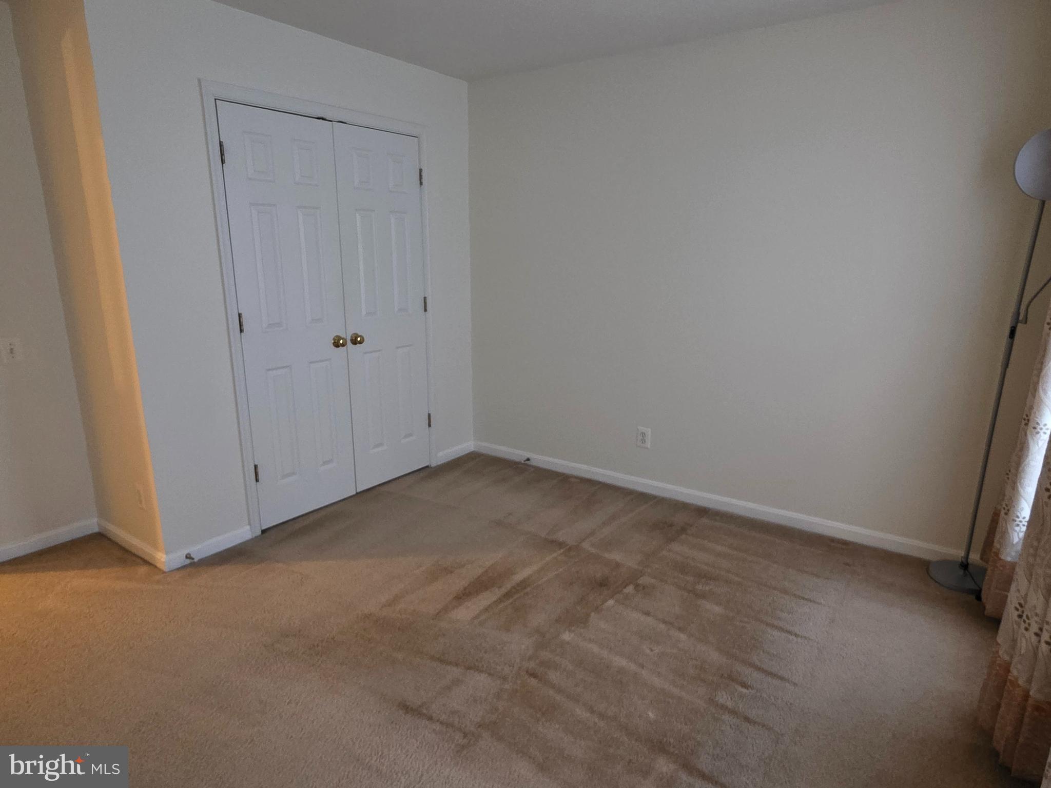 LOUDOUN PARKWAY CENTER - Residential Lease