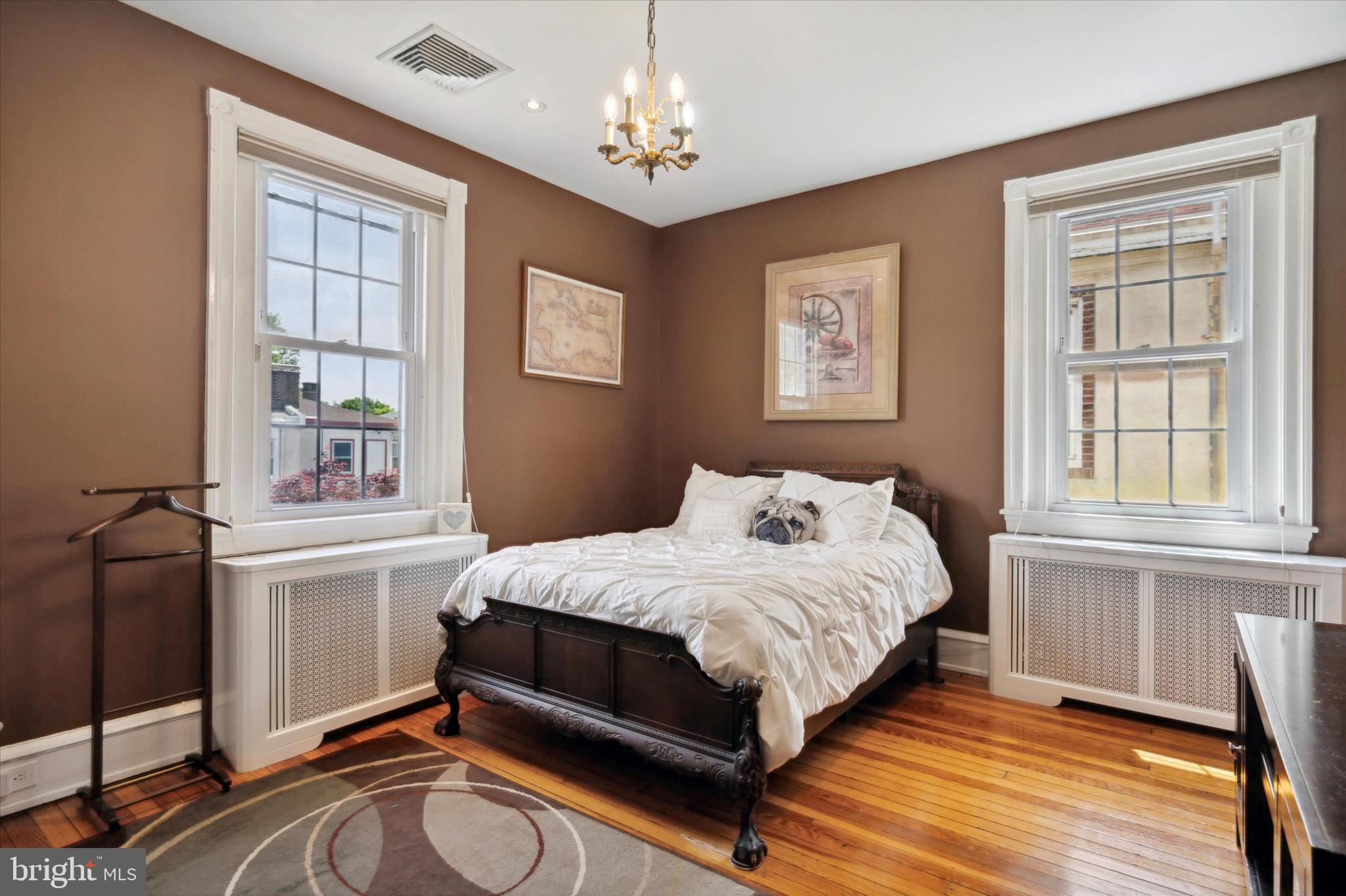 GIRARD ESTATES - Residential