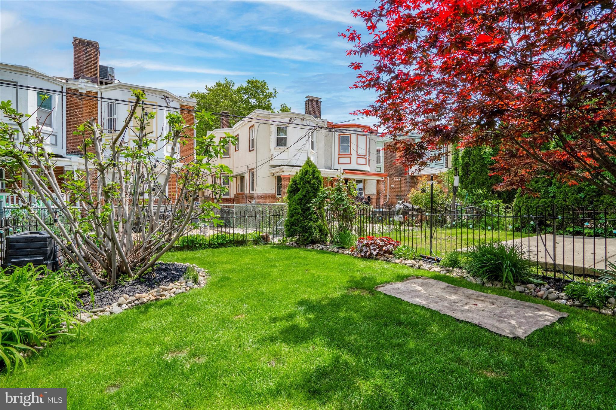 GIRARD ESTATES - Residential