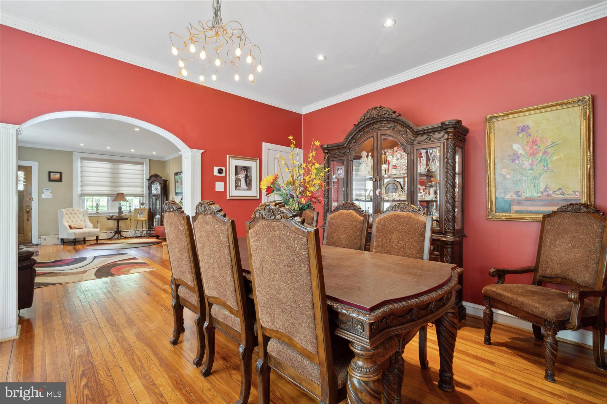 GIRARD ESTATES - Residential