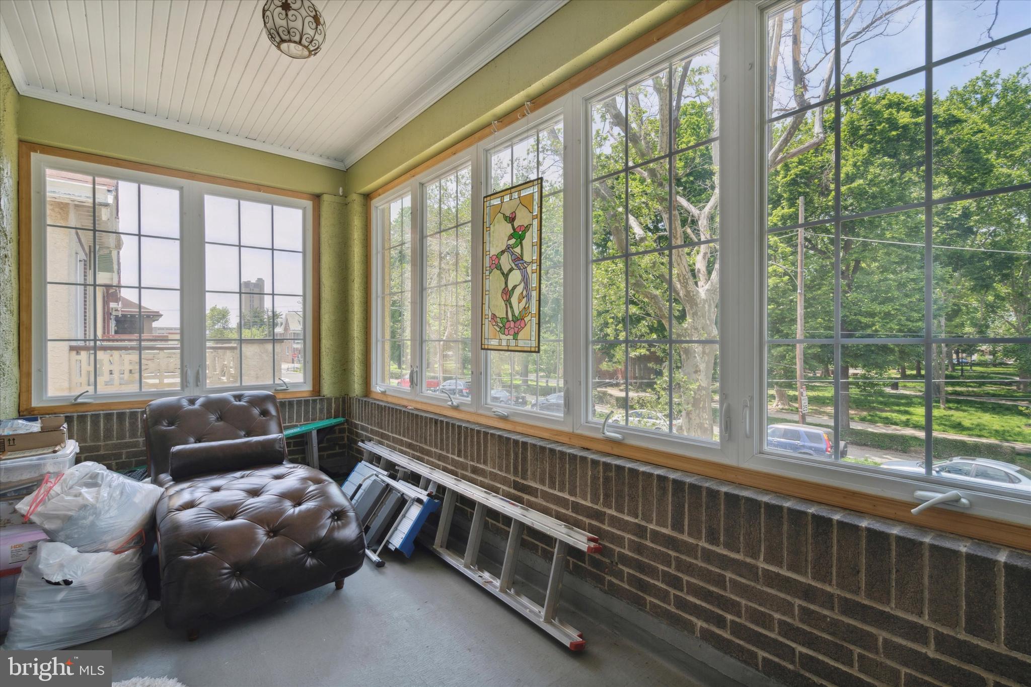 GIRARD ESTATES - Residential